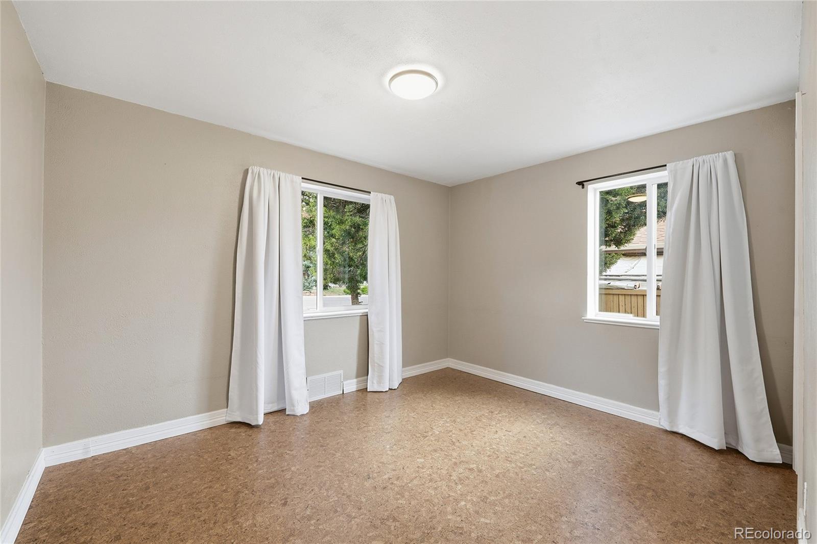 MLS Image #20 for 7822 w 17th avenue,denver, Colorado