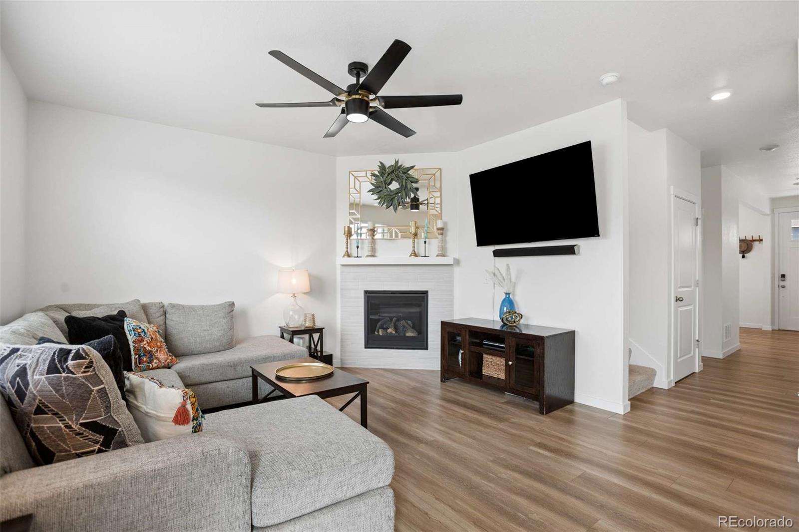 MLS Image #7 for 7434 e 158th avenue,thornton, Colorado