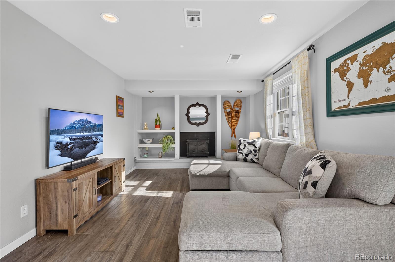 MLS Image #12 for 1135  elm street,denver, Colorado