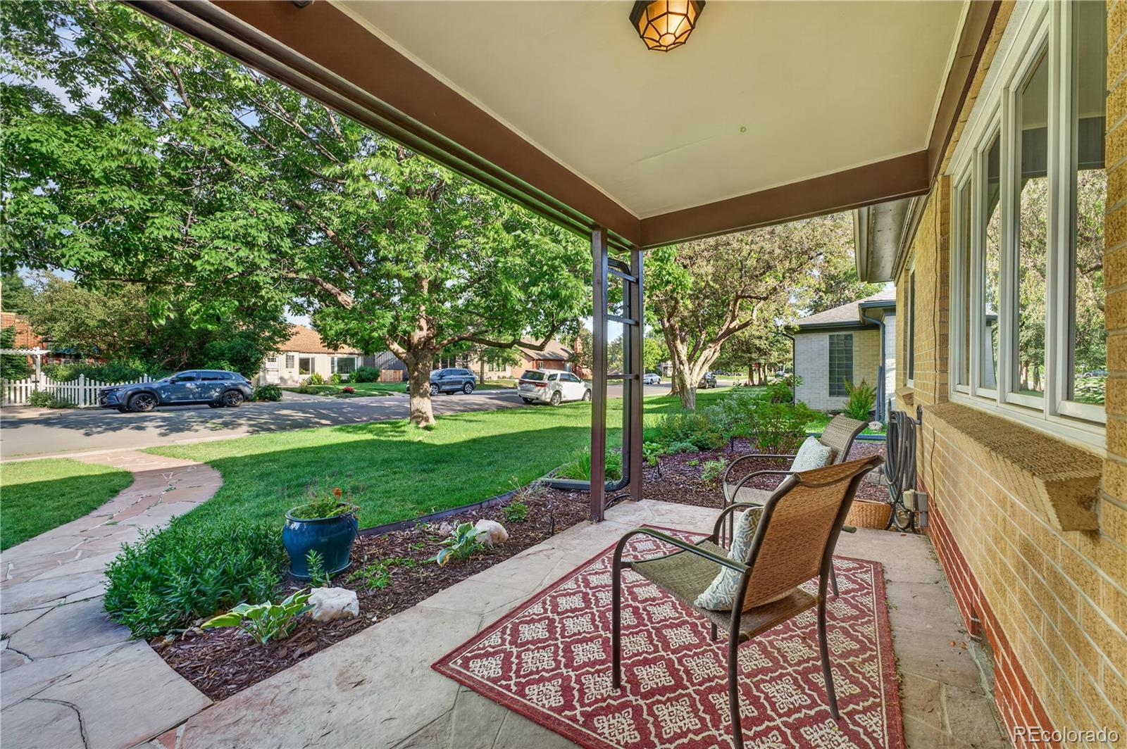 MLS Image #4 for 1135  elm street,denver, Colorado