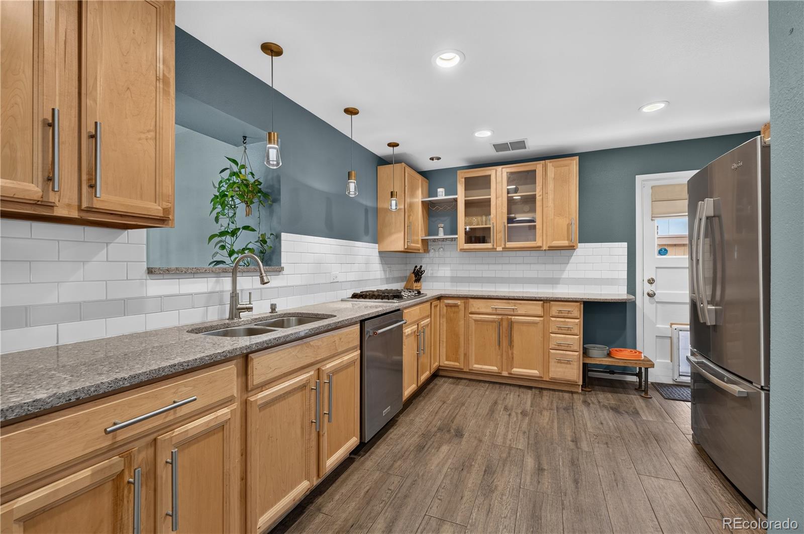 MLS Image #9 for 1135  elm street,denver, Colorado