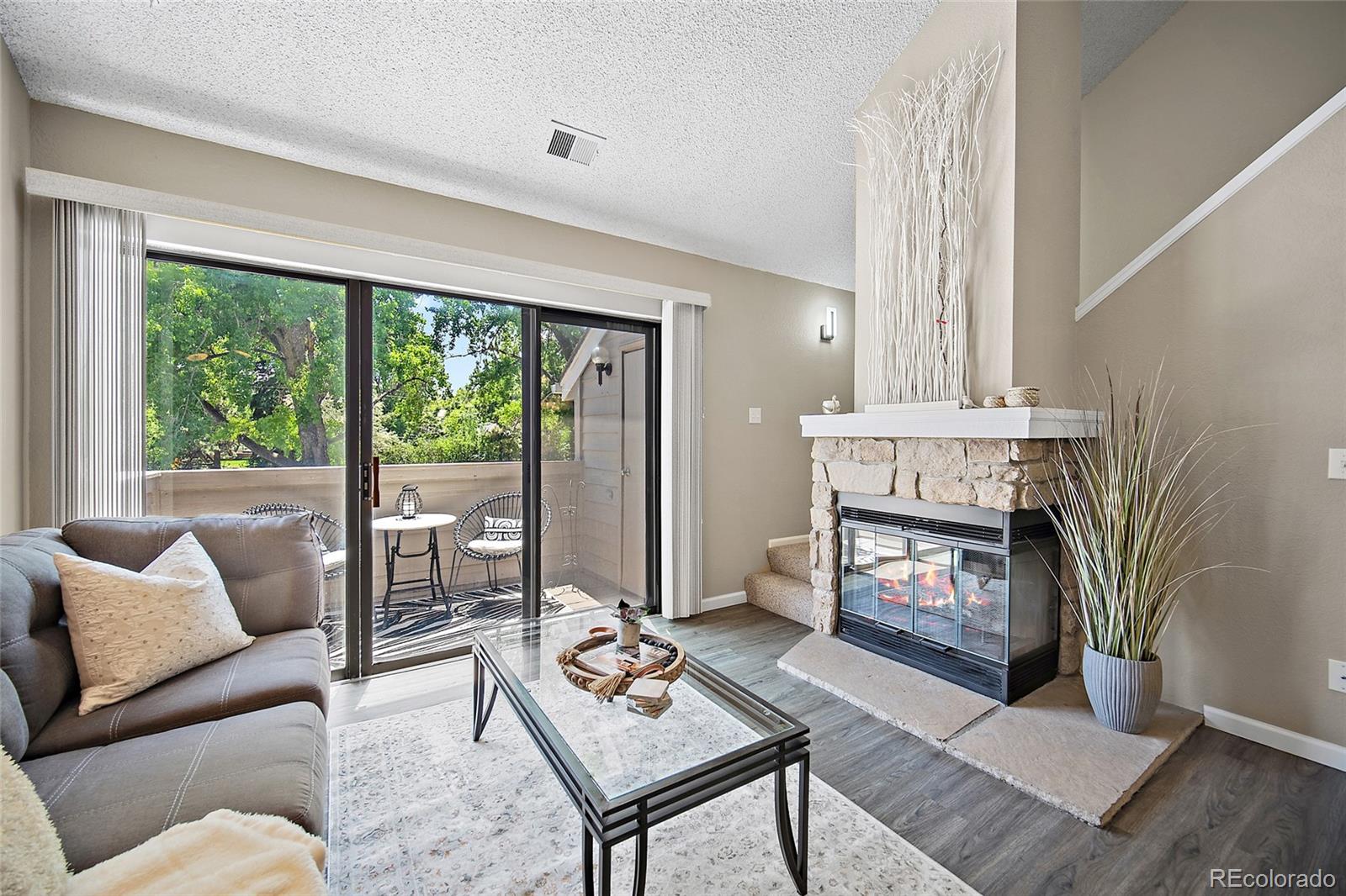 MLS Image #10 for 3600 s pierce street,denver, Colorado