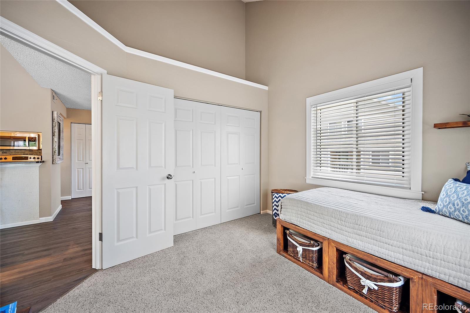 MLS Image #8 for 3600 s pierce street,denver, Colorado
