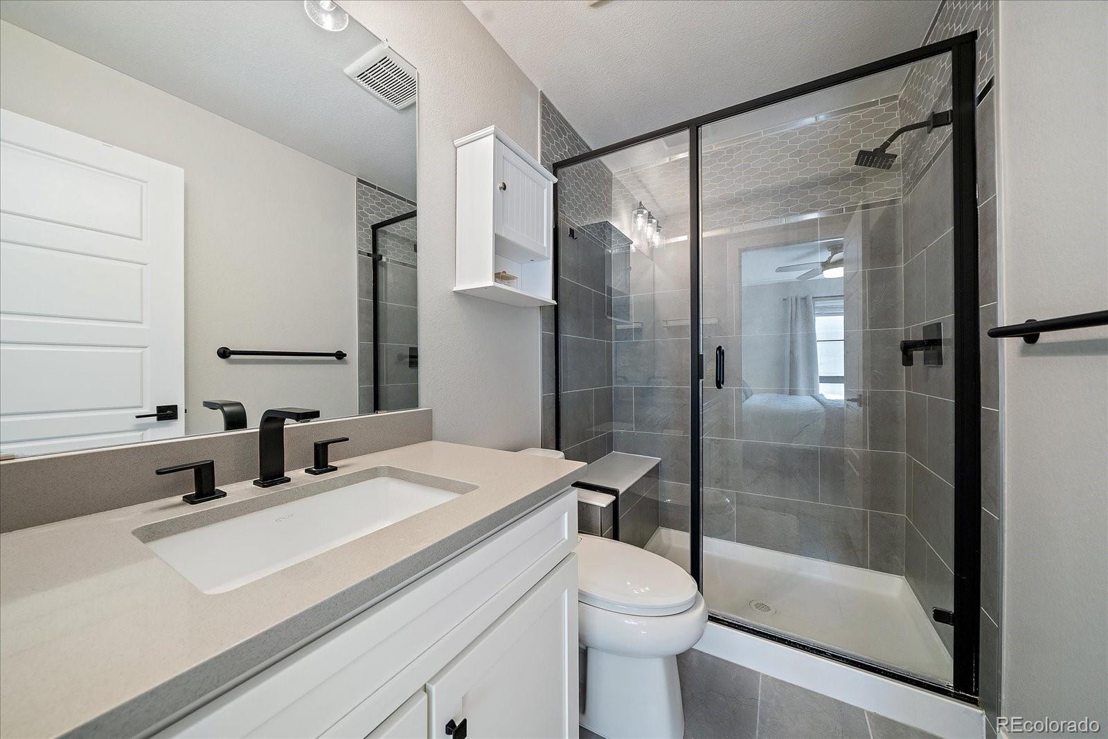 MLS Image #18 for 2002 s holly street,denver, Colorado