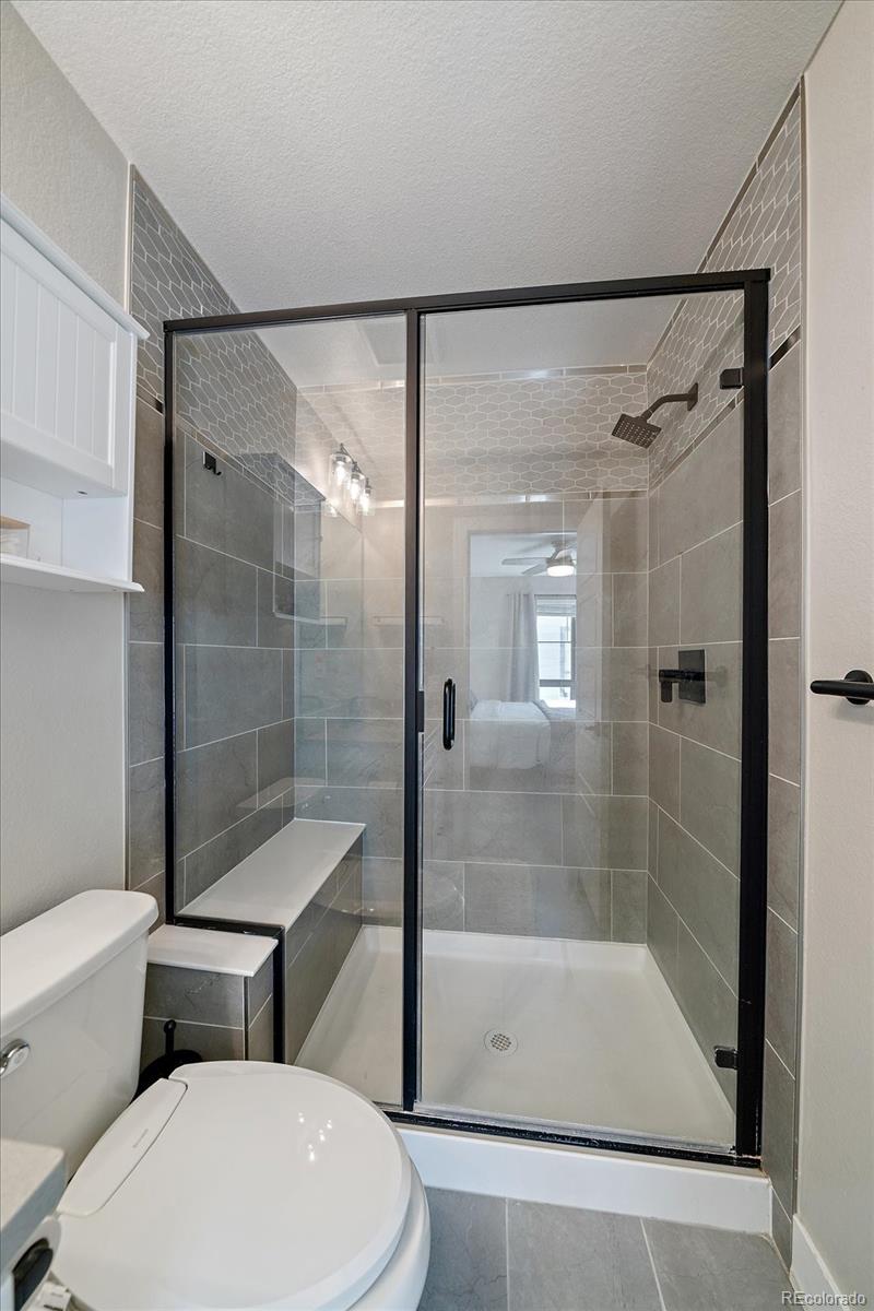 MLS Image #19 for 2002 s holly street,denver, Colorado