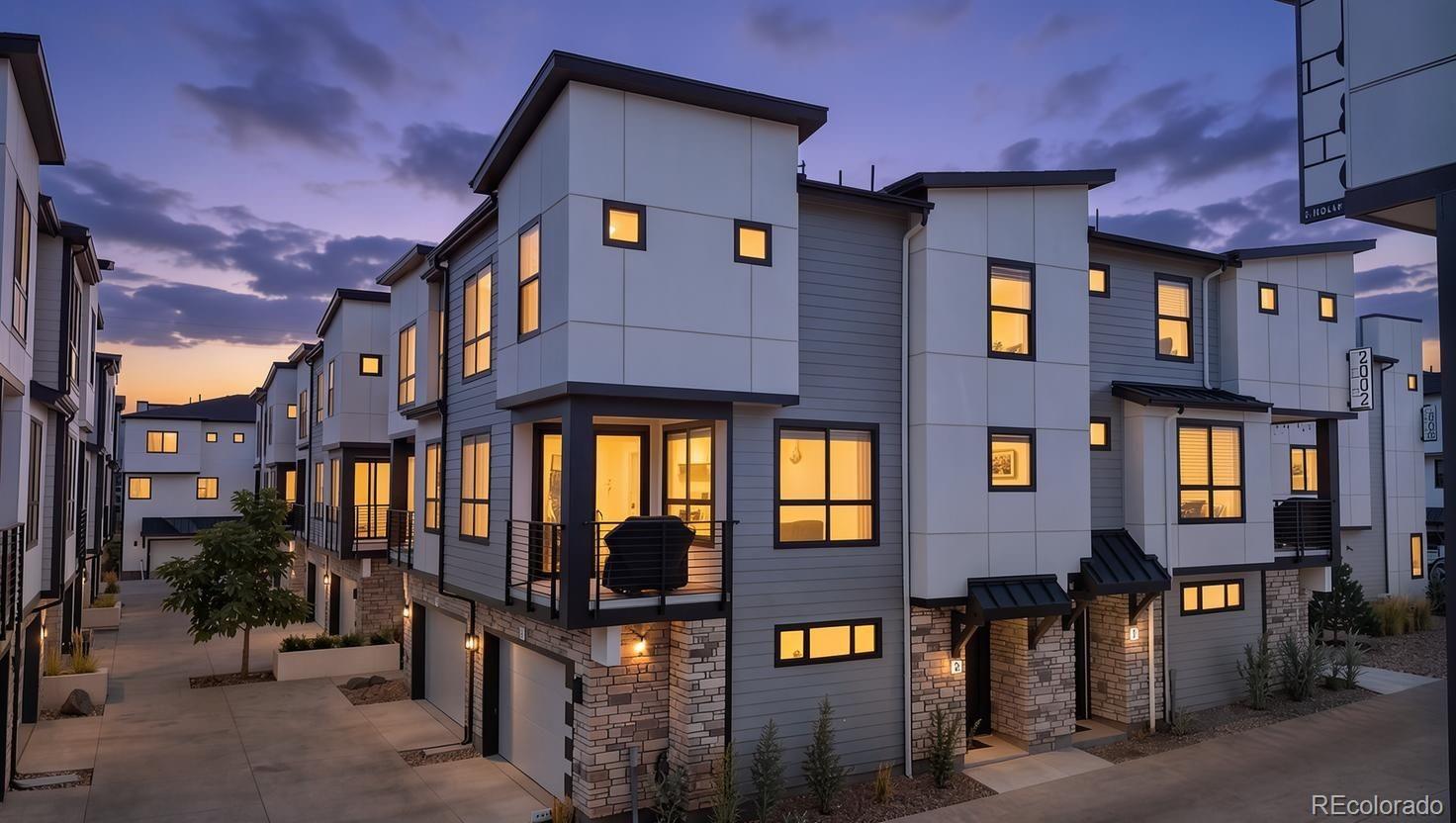 MLS Image #27 for 2002 s holly street,denver, Colorado