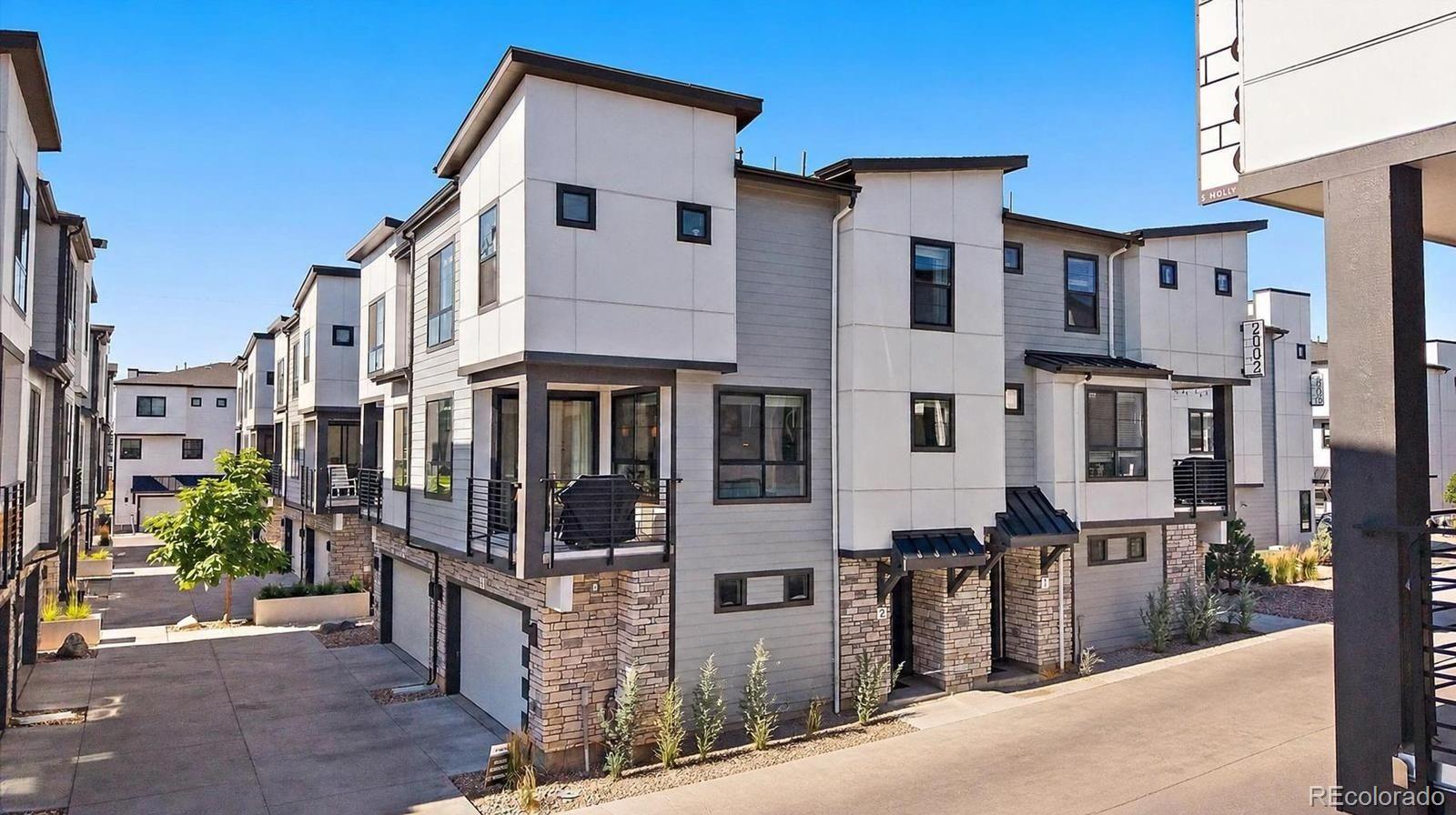 MLS Image #3 for 2002 s holly street,denver, Colorado