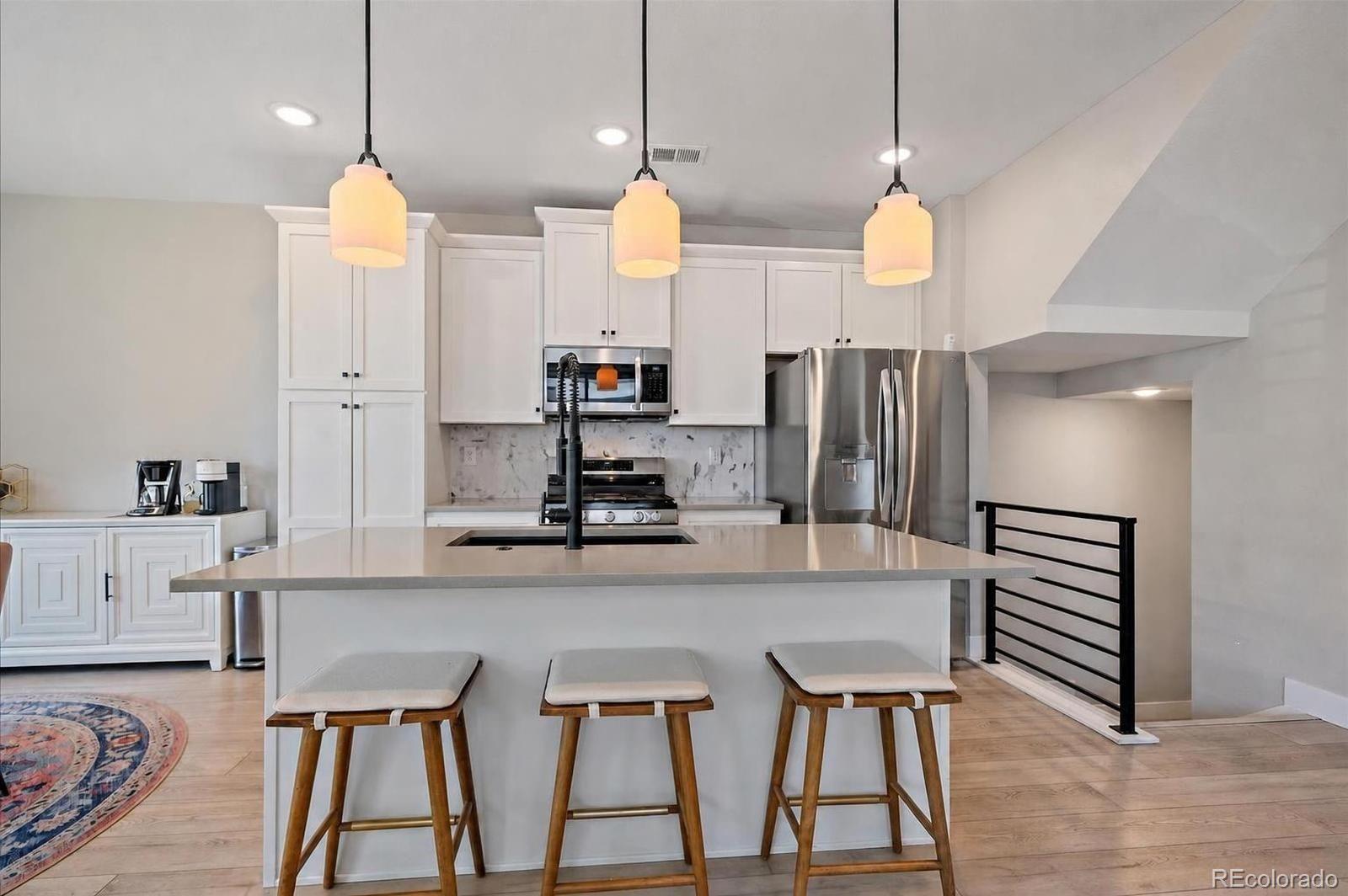 MLS Image #8 for 2002 s holly street,denver, Colorado