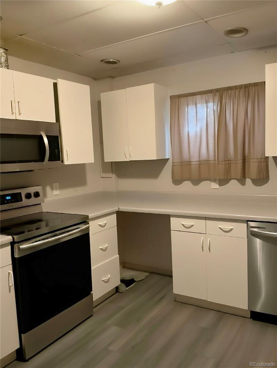MLS Image #13 for 14574  andrews drive,denver, Colorado