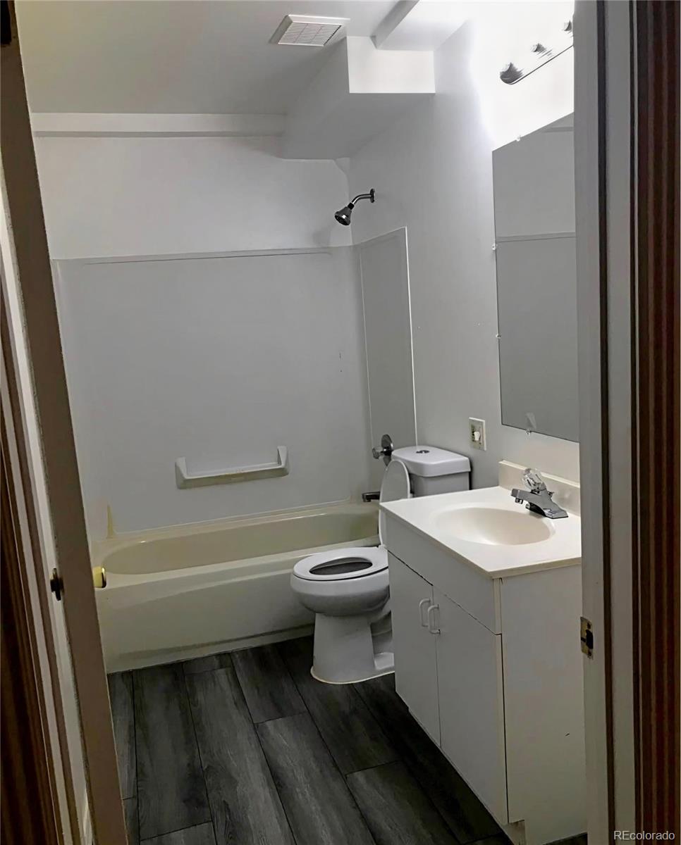 MLS Image #21 for 14574  andrews drive,denver, Colorado