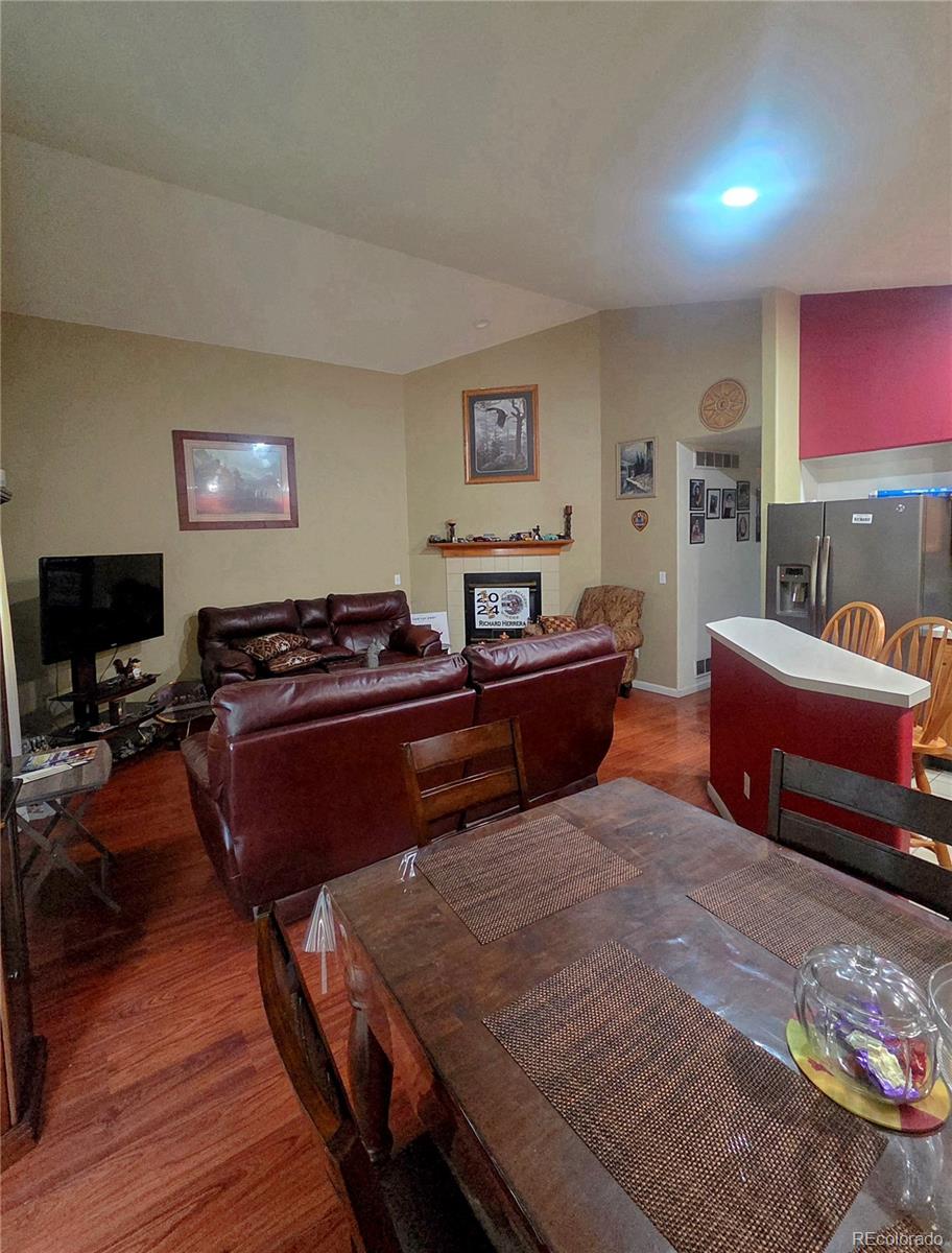 MLS Image #4 for 14574  andrews drive,denver, Colorado