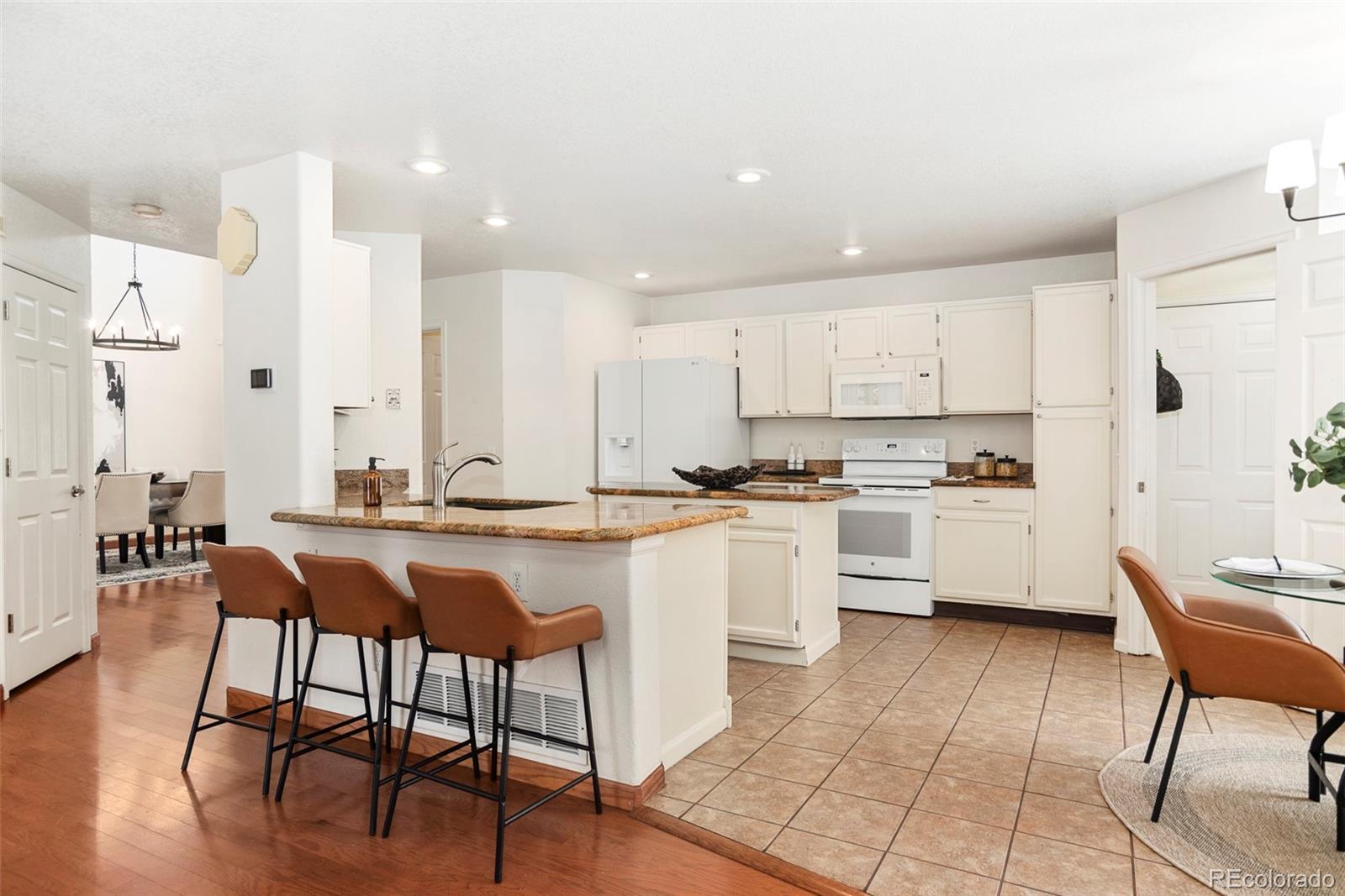 MLS Image #11 for 4297 s jericho street,aurora, Colorado