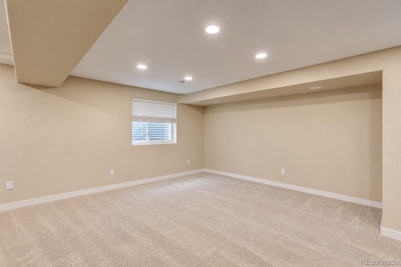 MLS Image #35 for 308  medinah ave ,johnstown, Colorado