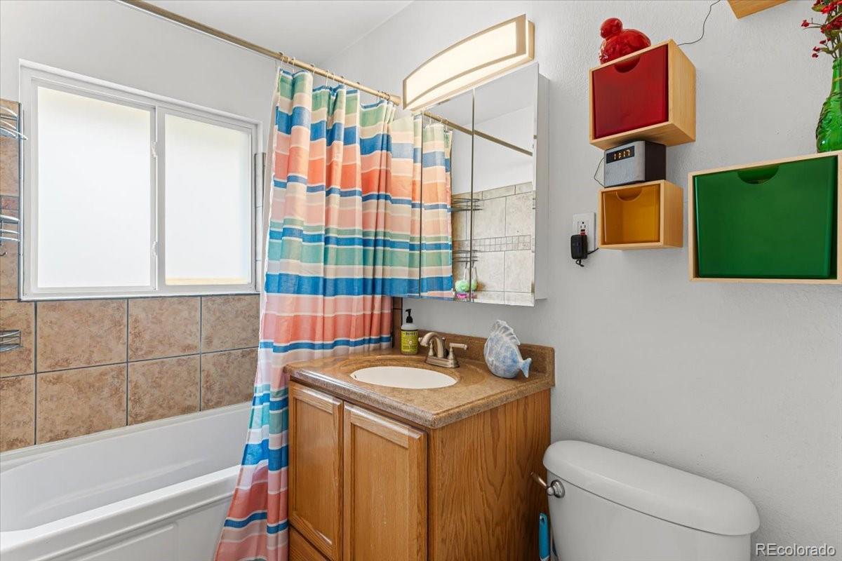 MLS Image #15 for 2337 s patton court,denver, Colorado