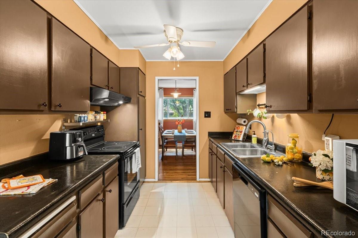 MLS Image #8 for 2337 s patton court,denver, Colorado