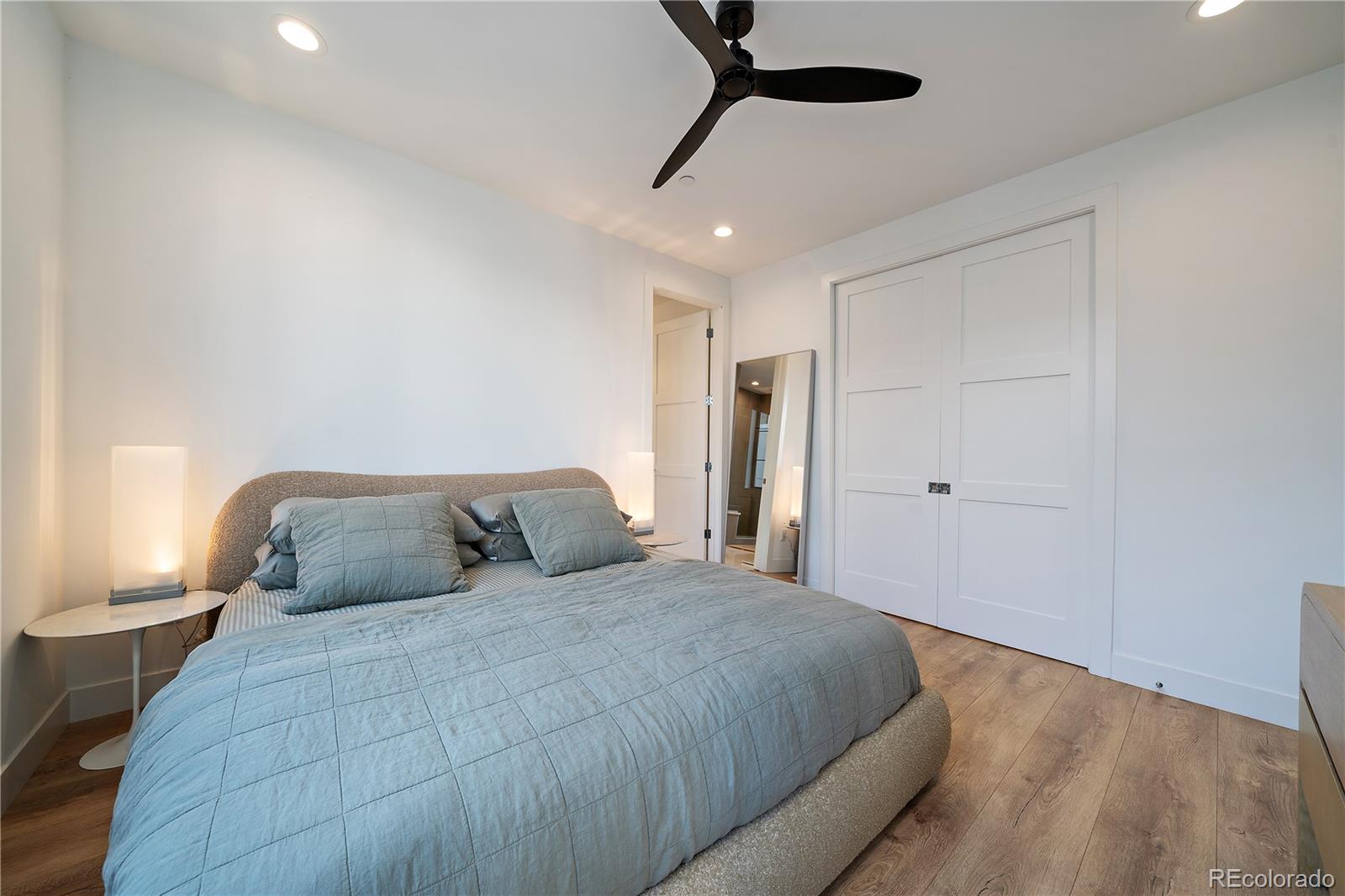 MLS Image #13 for 818  ash street,denver, Colorado