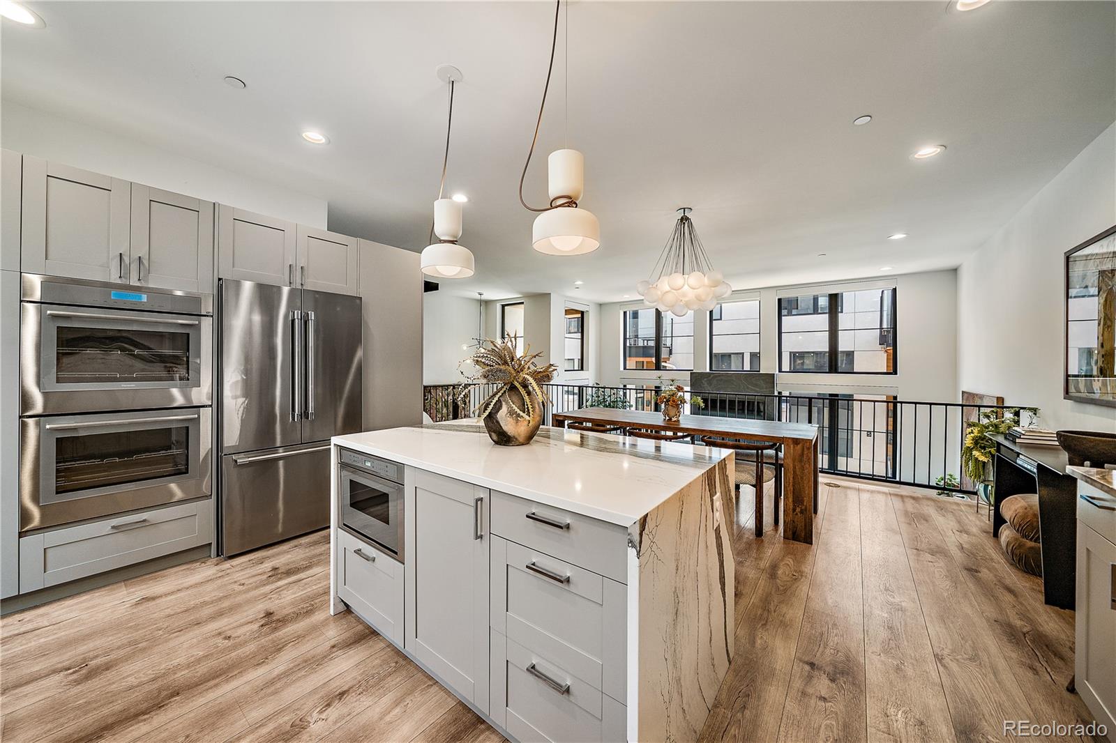MLS Image #7 for 818  ash street,denver, Colorado