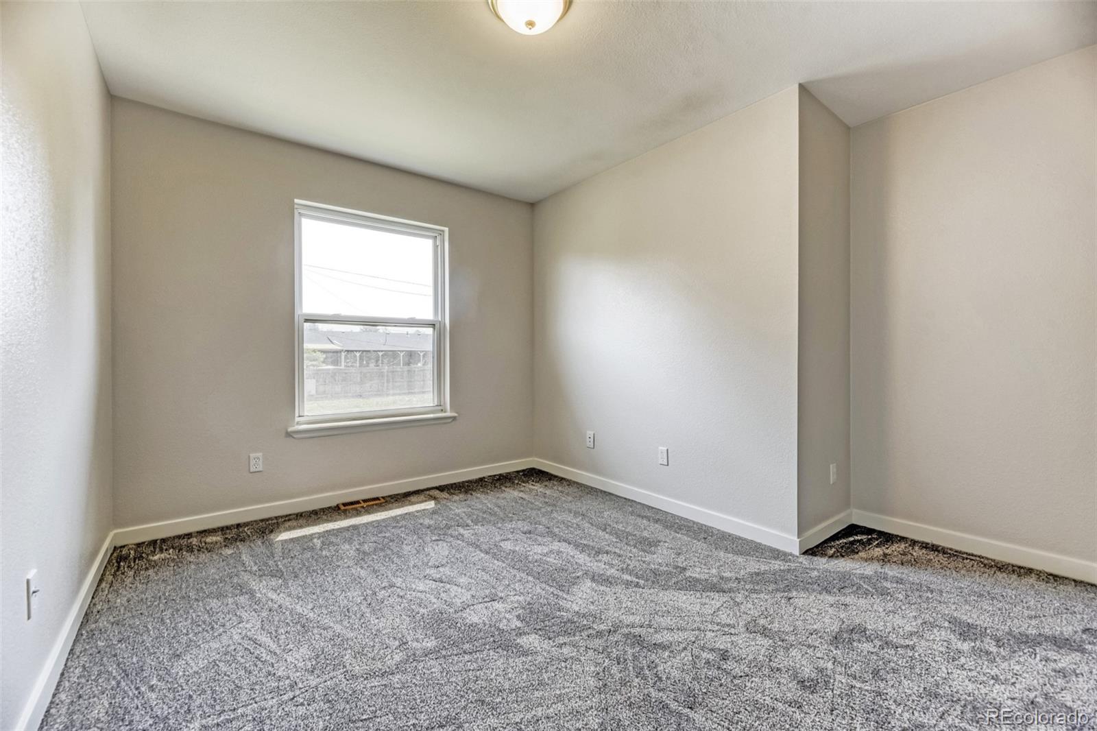 MLS Image #12 for 1026  mobile street,aurora, Colorado