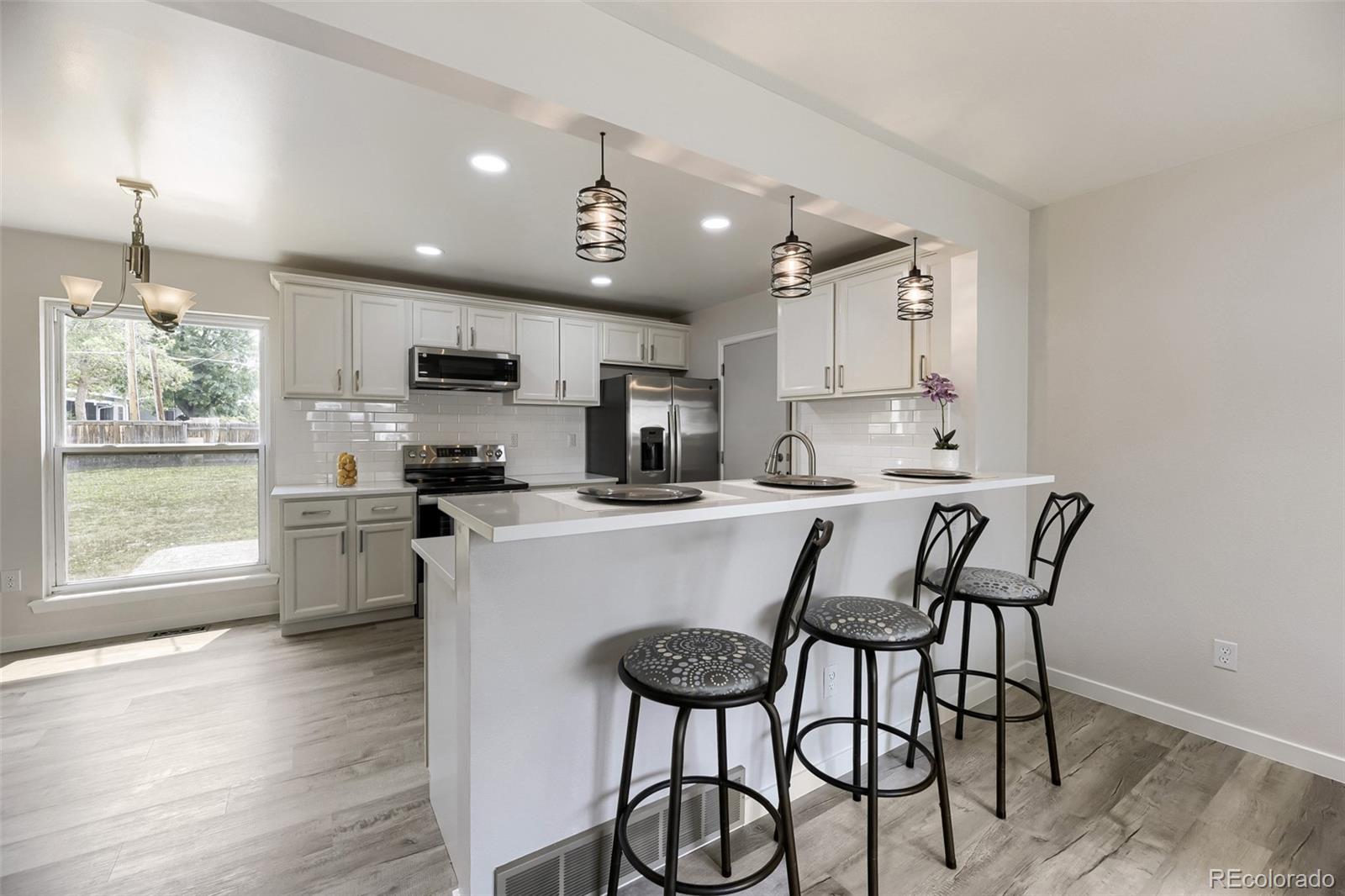 MLS Image #3 for 1026  mobile street,aurora, Colorado