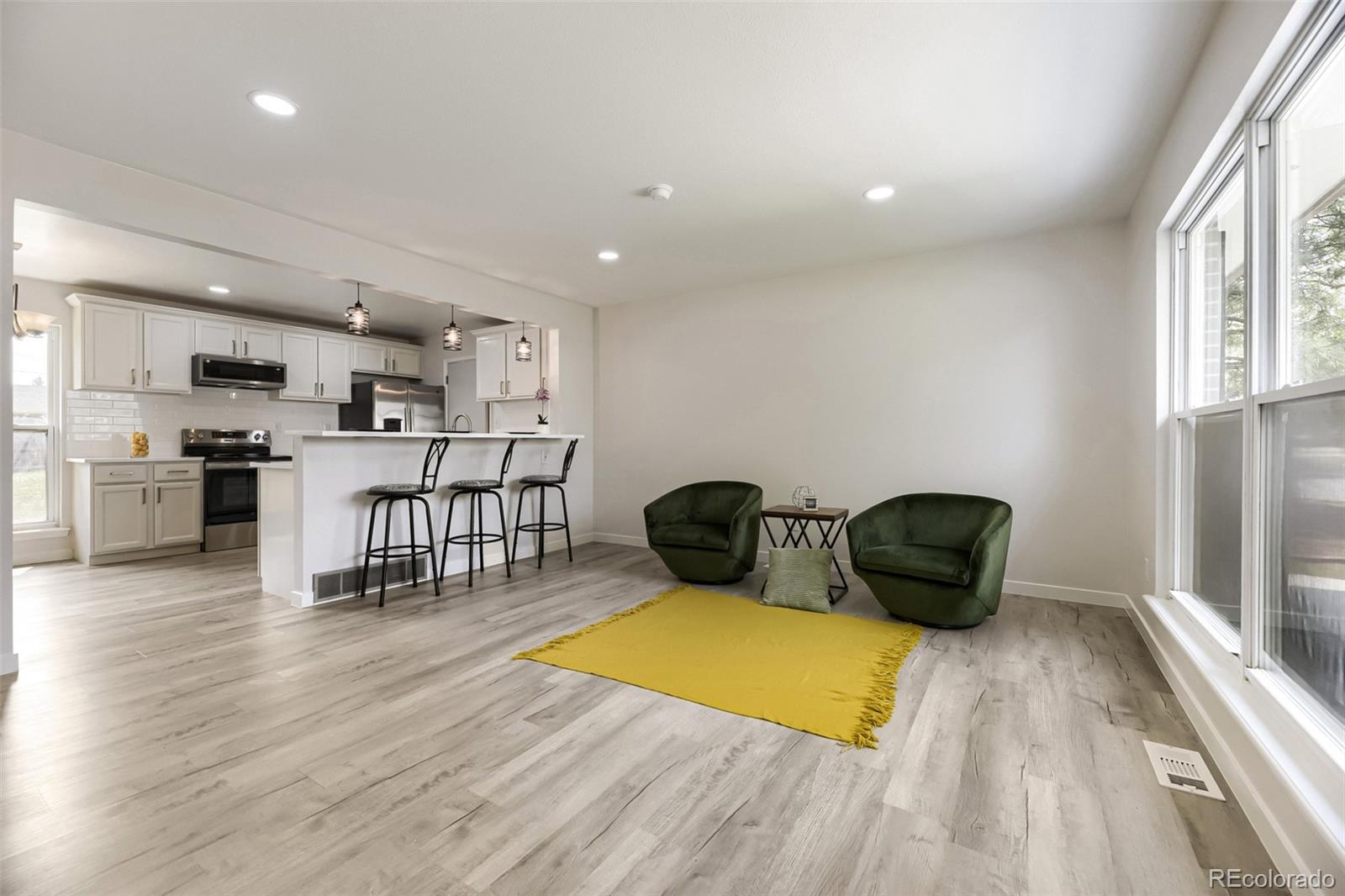 MLS Image #6 for 1026  mobile street,aurora, Colorado