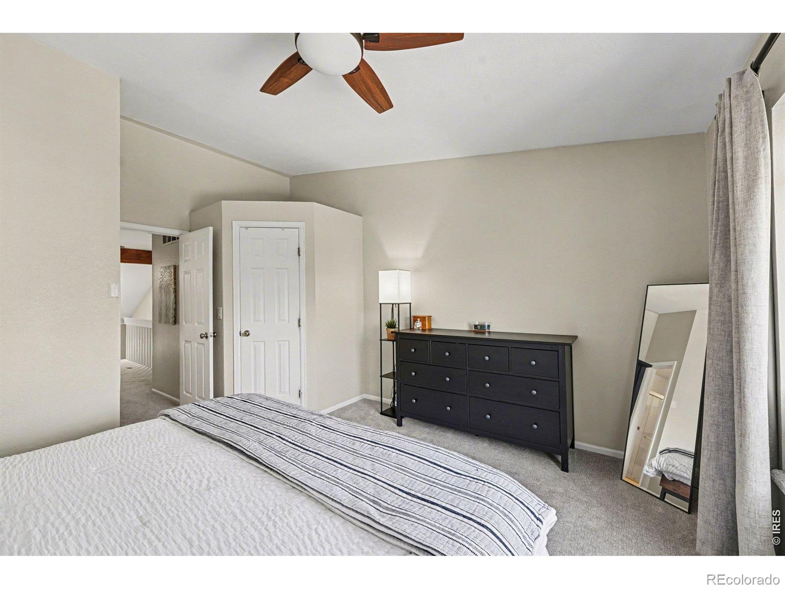 MLS Image #14 for 1885 s quebec way,denver, Colorado