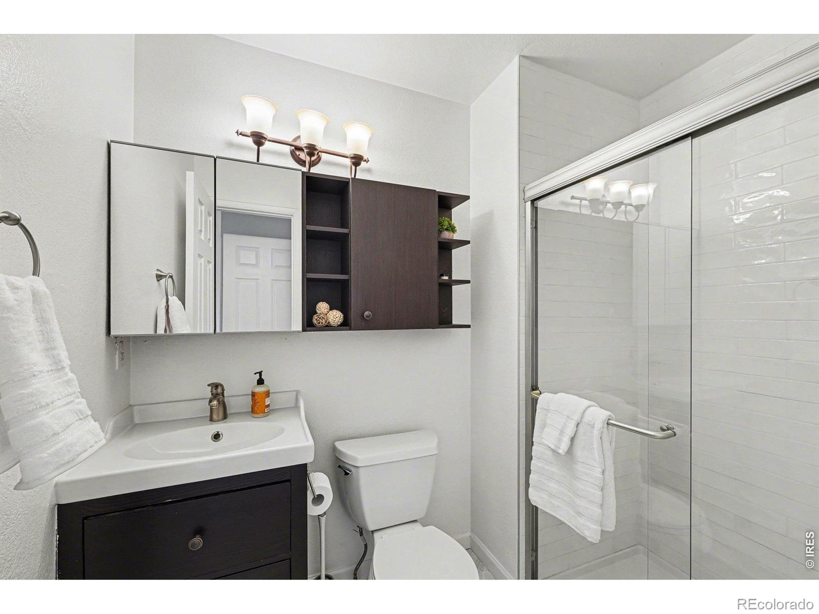 MLS Image #16 for 1885 s quebec way,denver, Colorado