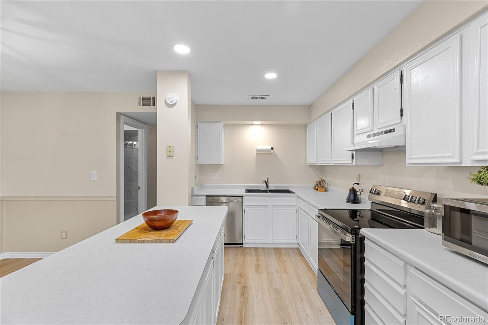 MLS Image #17 for 1206 s dillon way,aurora, Colorado