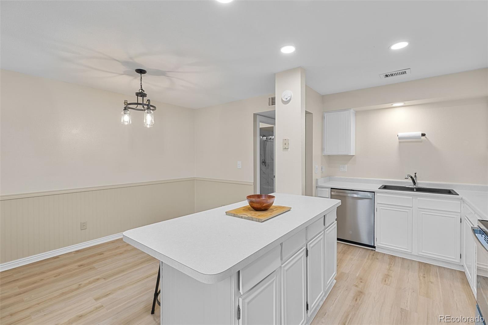 MLS Image #18 for 1206 s dillon way,aurora, Colorado