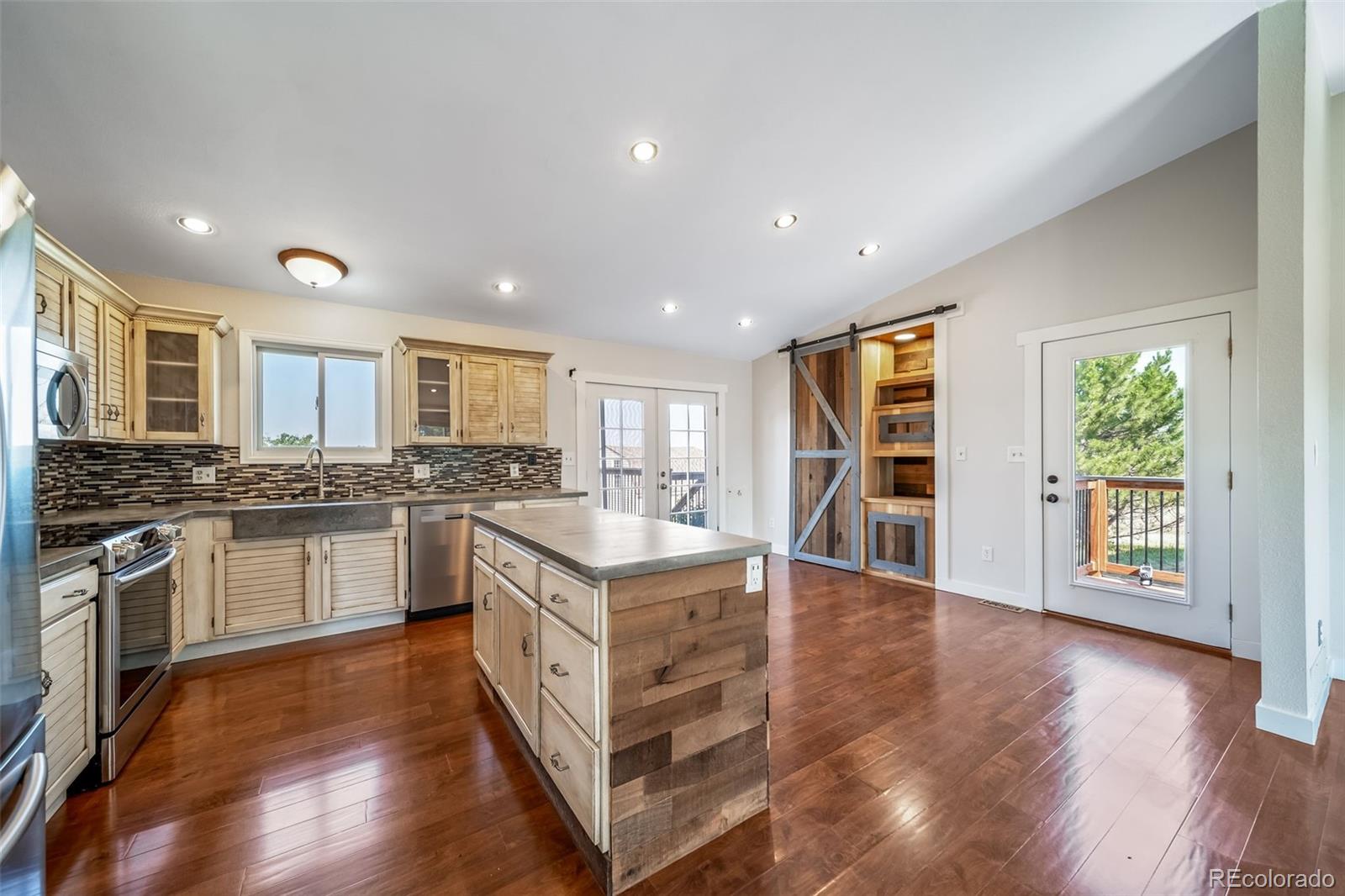 MLS Image #5 for 8245  sun country drive,elizabeth, Colorado