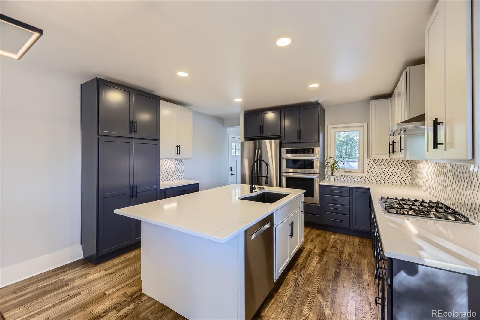 MLS Image #3 for 70  cascade court,colorado springs, Colorado