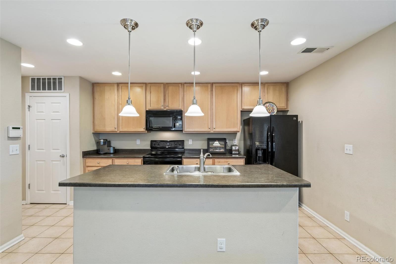MLS Image #12 for 2032  spruce street ,denver, Colorado