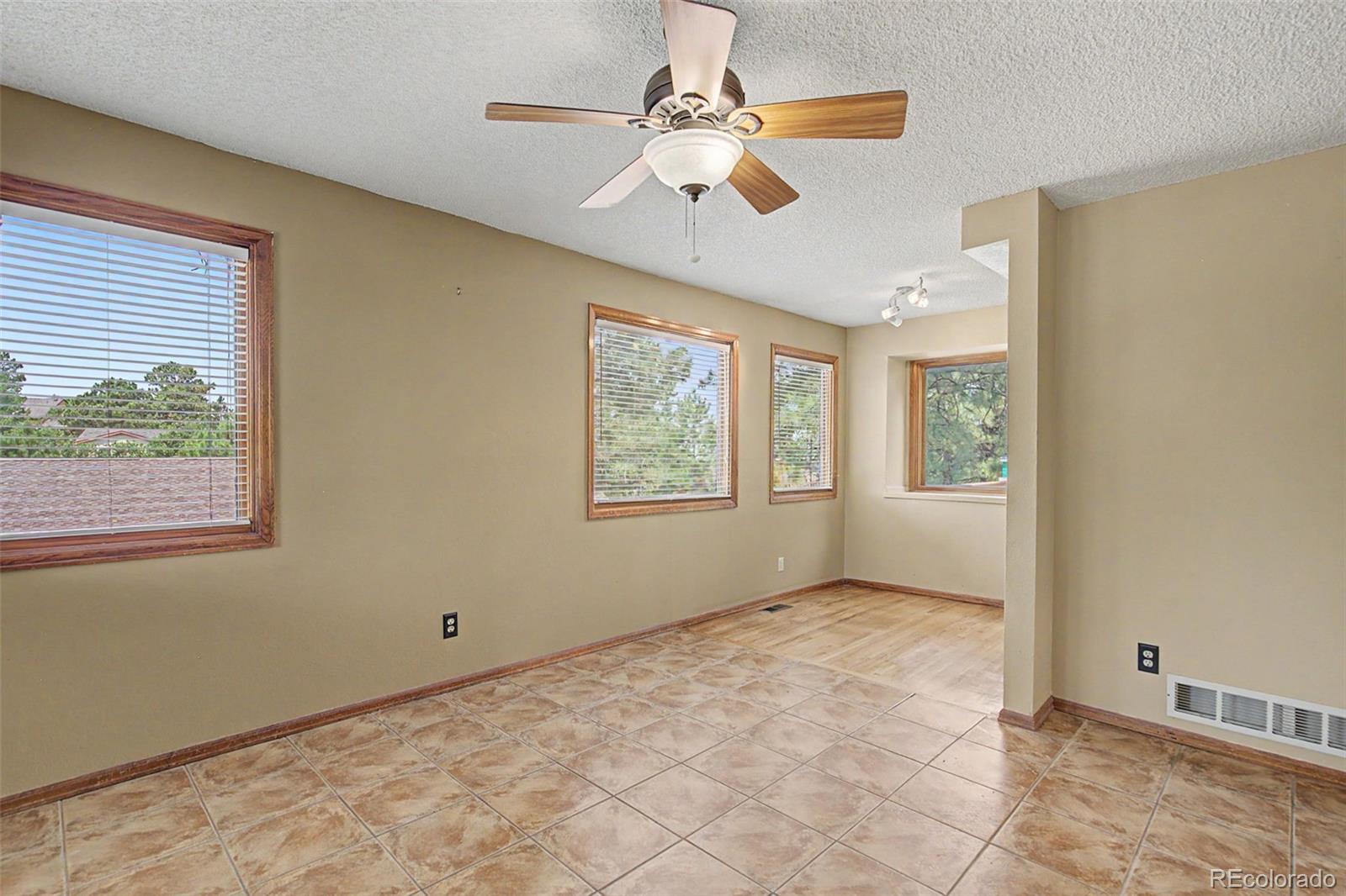 MLS Image #11 for 6418  ponderosa way,parker, Colorado
