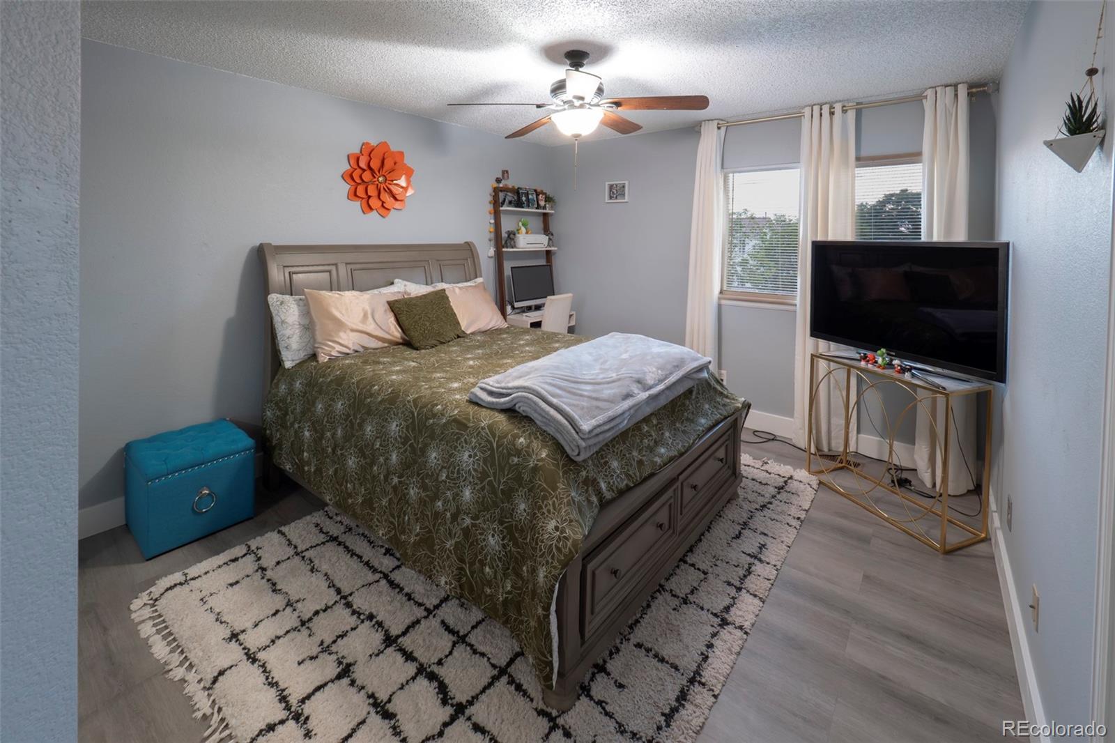 MLS Image #7 for 21376 e 40th place,denver, Colorado