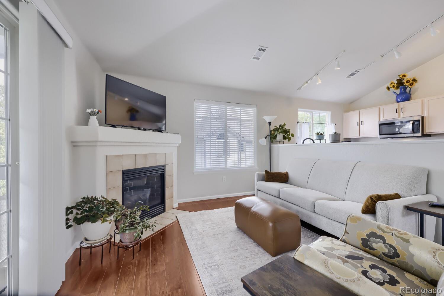 MLS Image #3 for 3272 e 103rd drive,thornton, Colorado