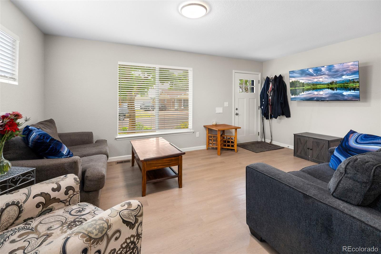 MLS Image #16 for 2041  samuel drive,denver, Colorado