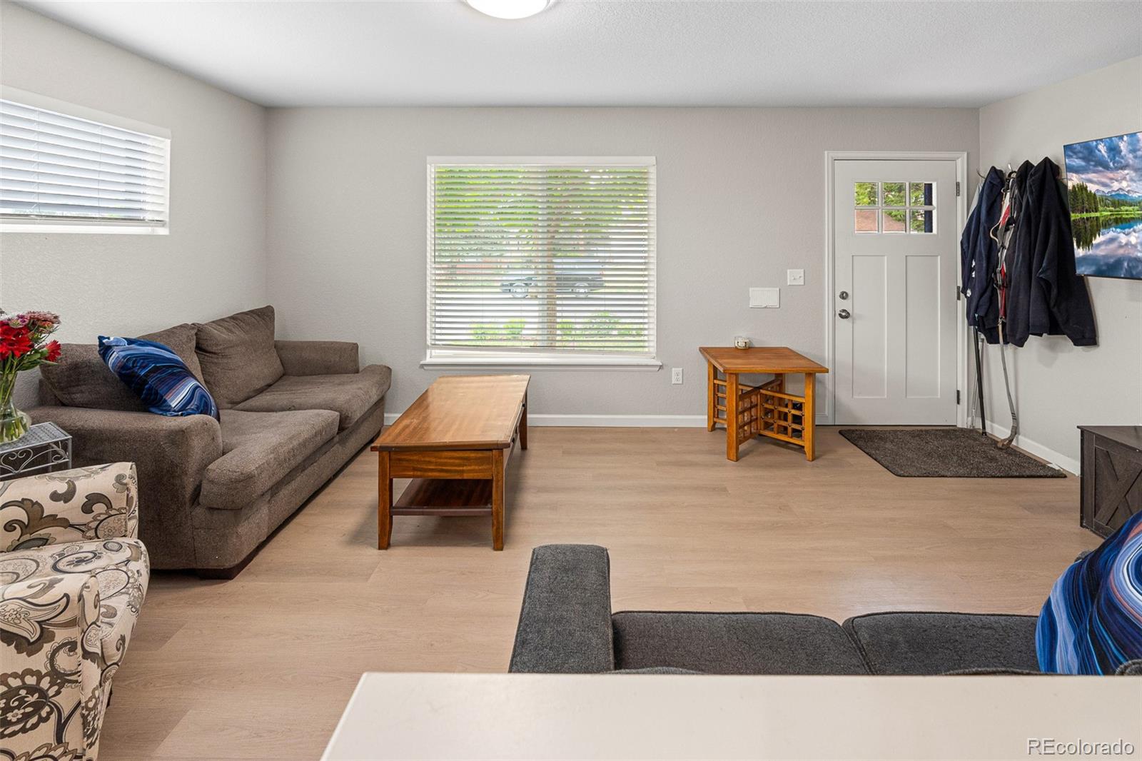 MLS Image #17 for 2041  samuel drive,denver, Colorado
