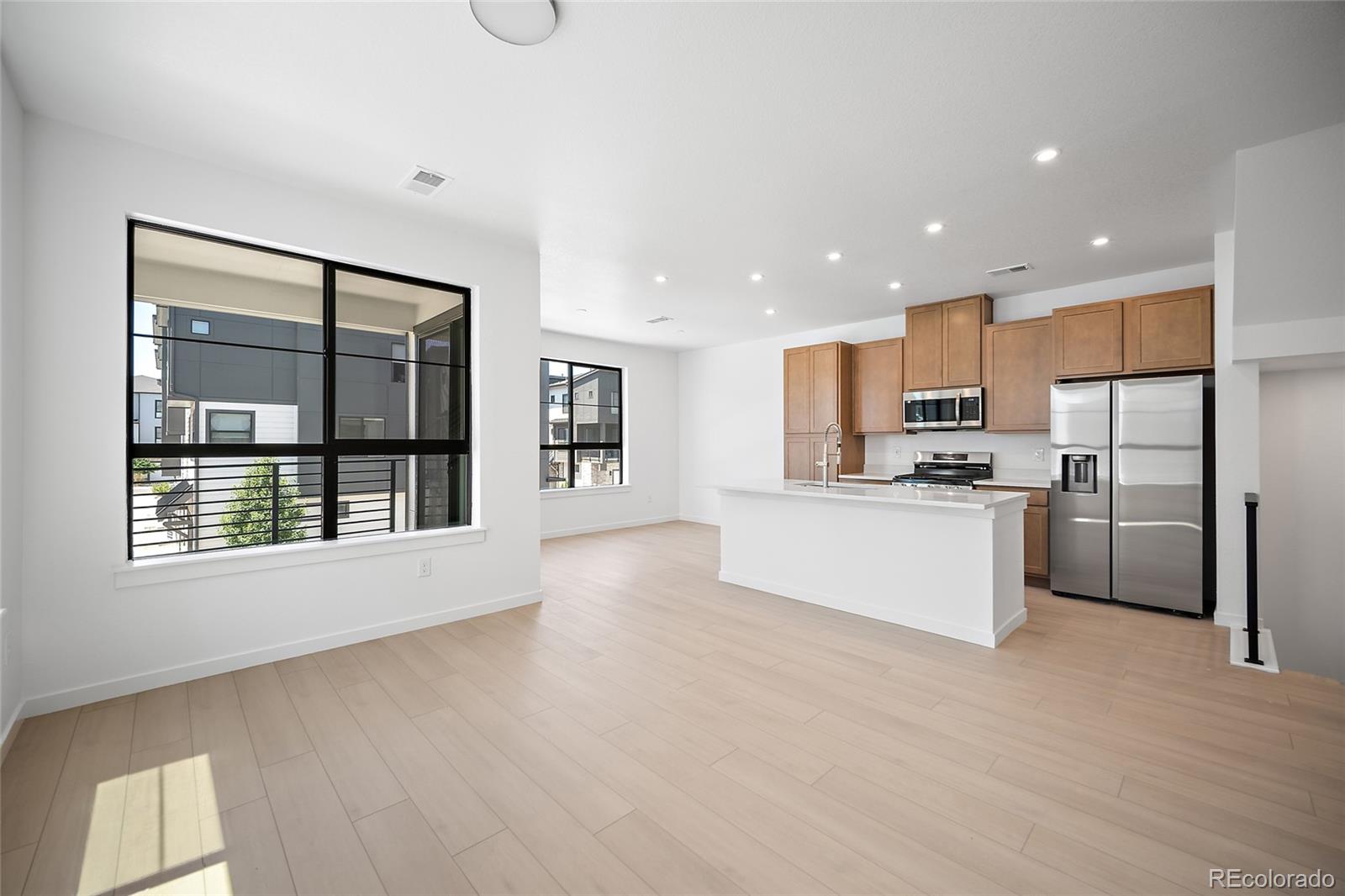 MLS Image #4 for 2020 s holly street,denver, Colorado
