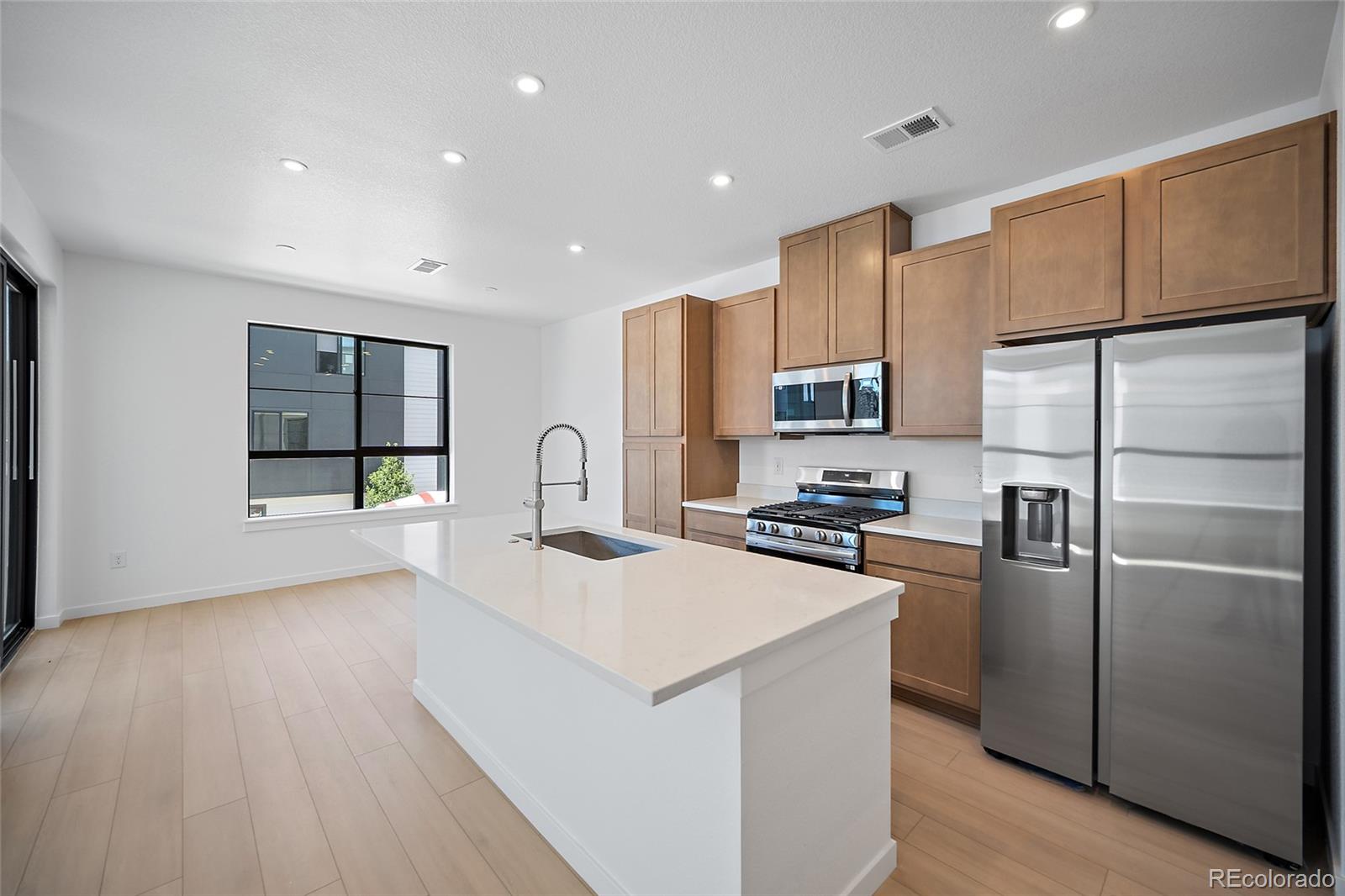 MLS Image #5 for 2020 s holly street,denver, Colorado