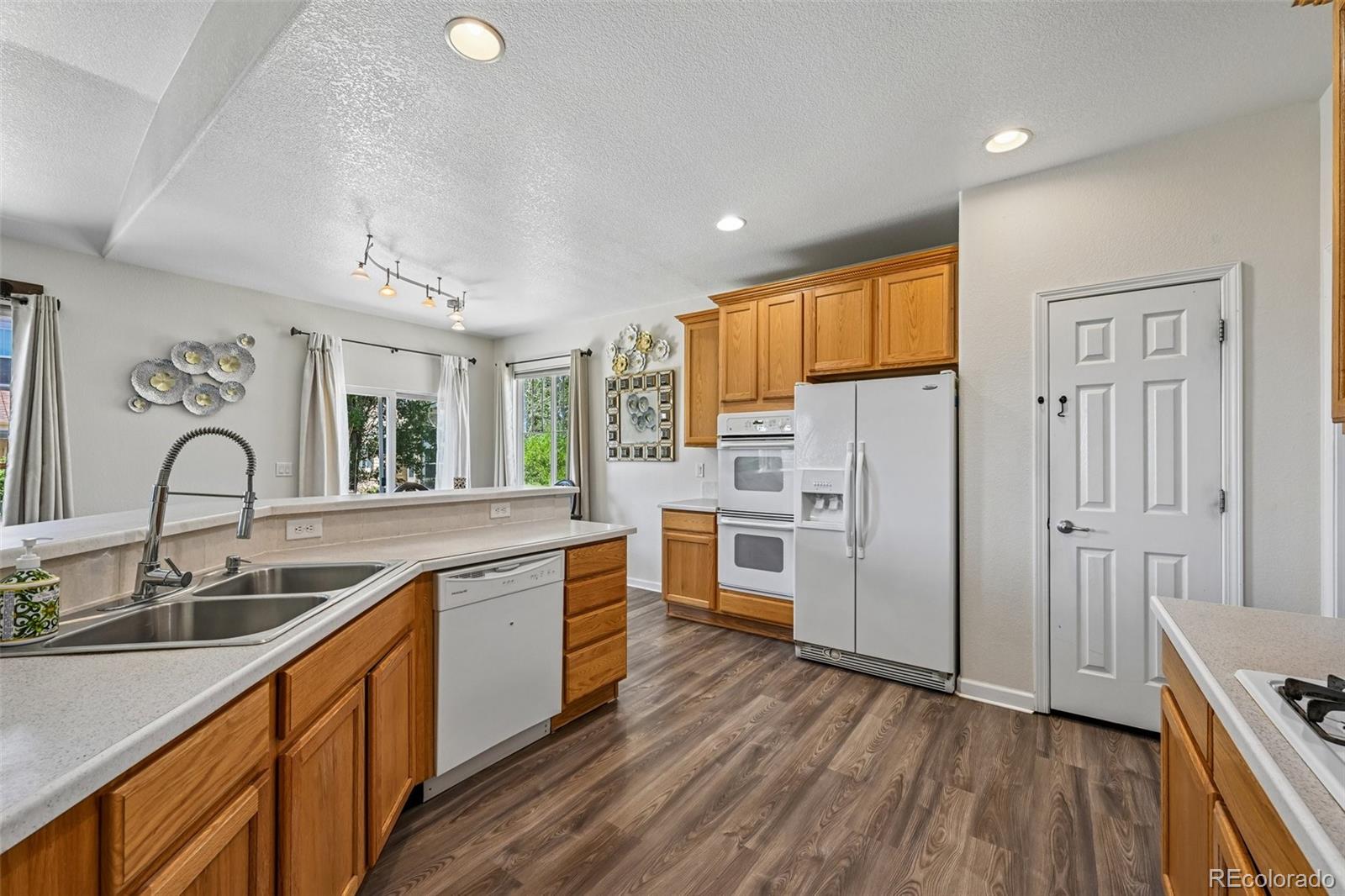 MLS Image #12 for 247 n coolidge way,aurora, Colorado