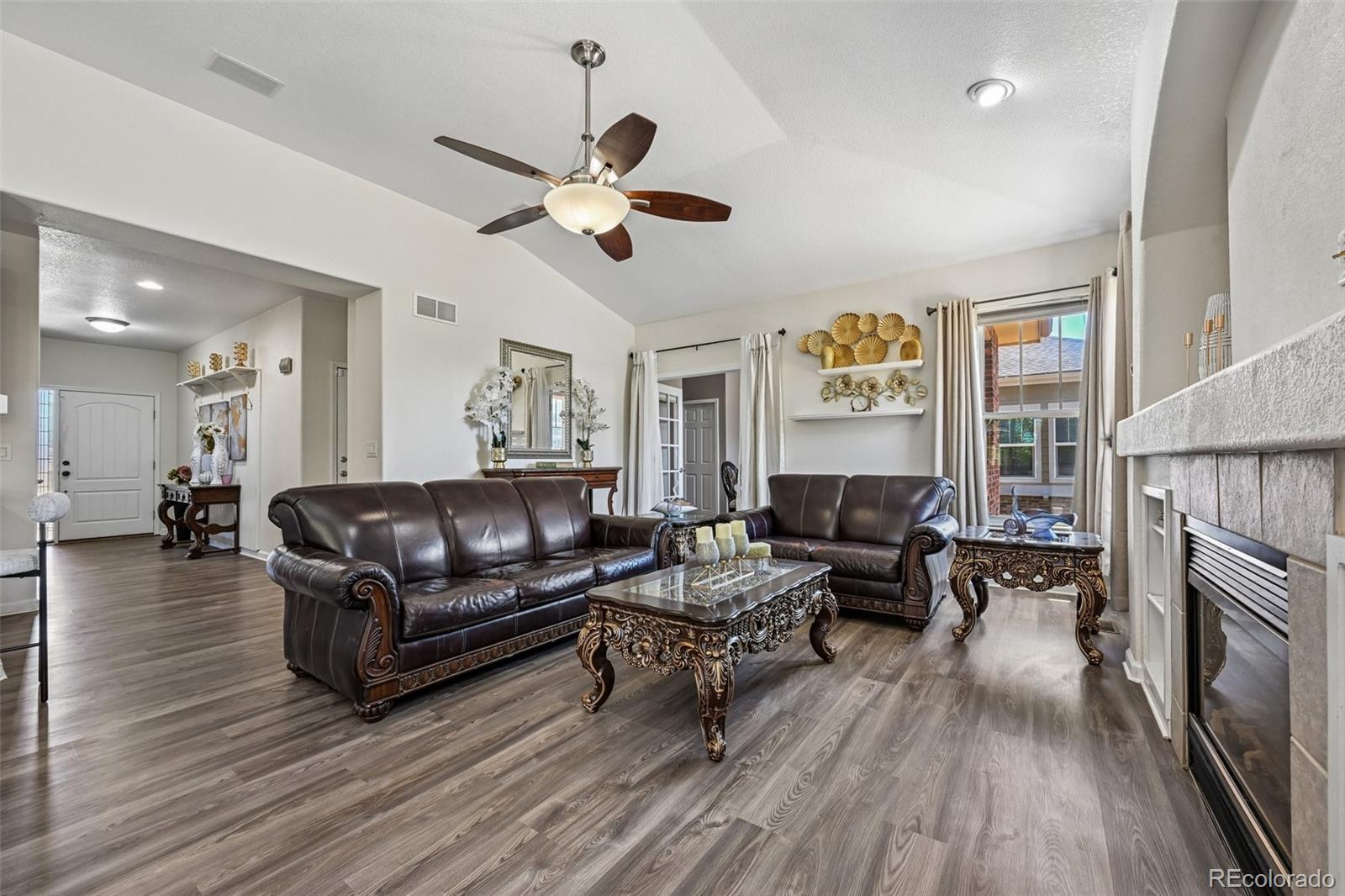 MLS Image #4 for 247 n coolidge way,aurora, Colorado