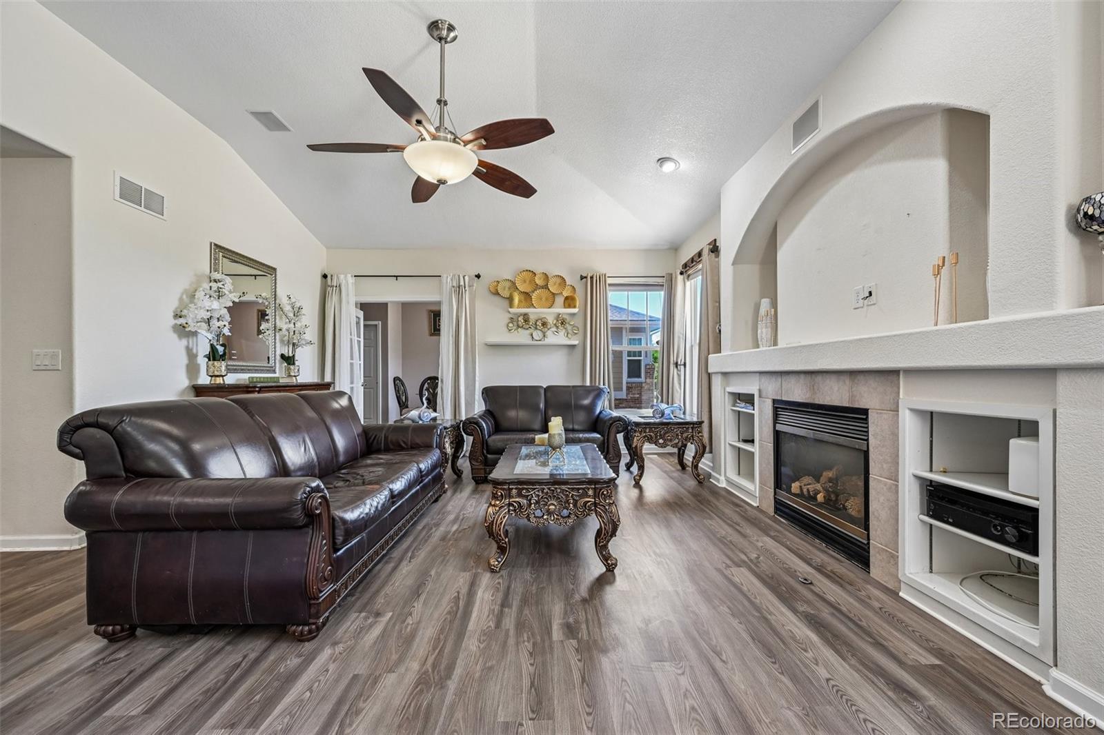 MLS Image #5 for 247 n coolidge way,aurora, Colorado