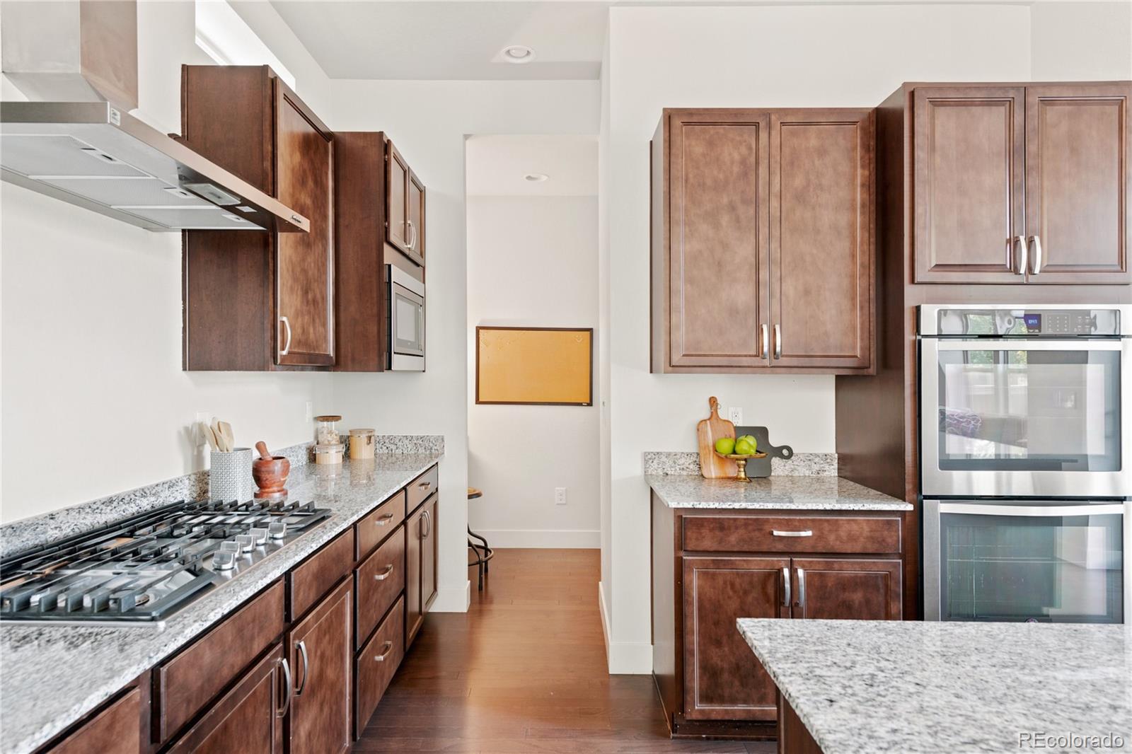 MLS Image #13 for 2595  joliet street,aurora, Colorado