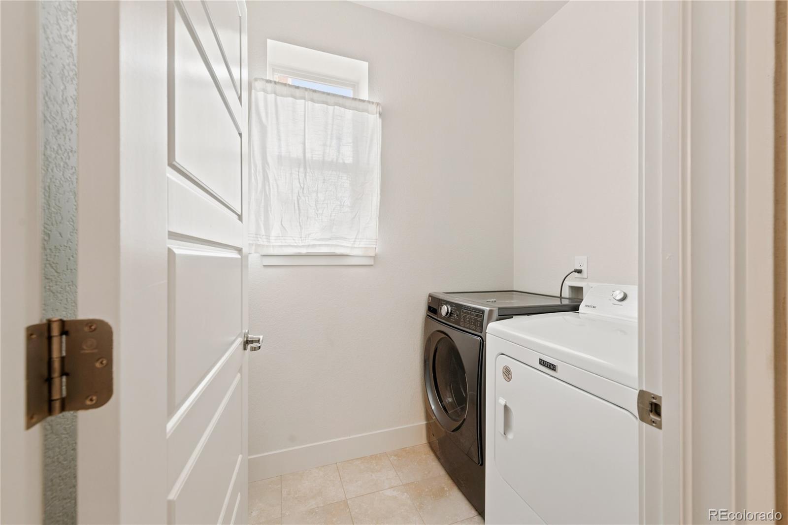 MLS Image #33 for 2595  joliet street,aurora, Colorado