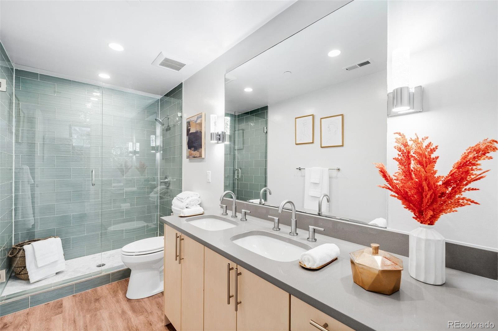 MLS Image #11 for 2640  central court,denver, Colorado
