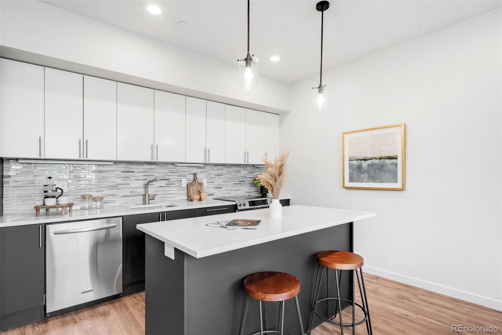 MLS Image #5 for 2640  central court,denver, Colorado