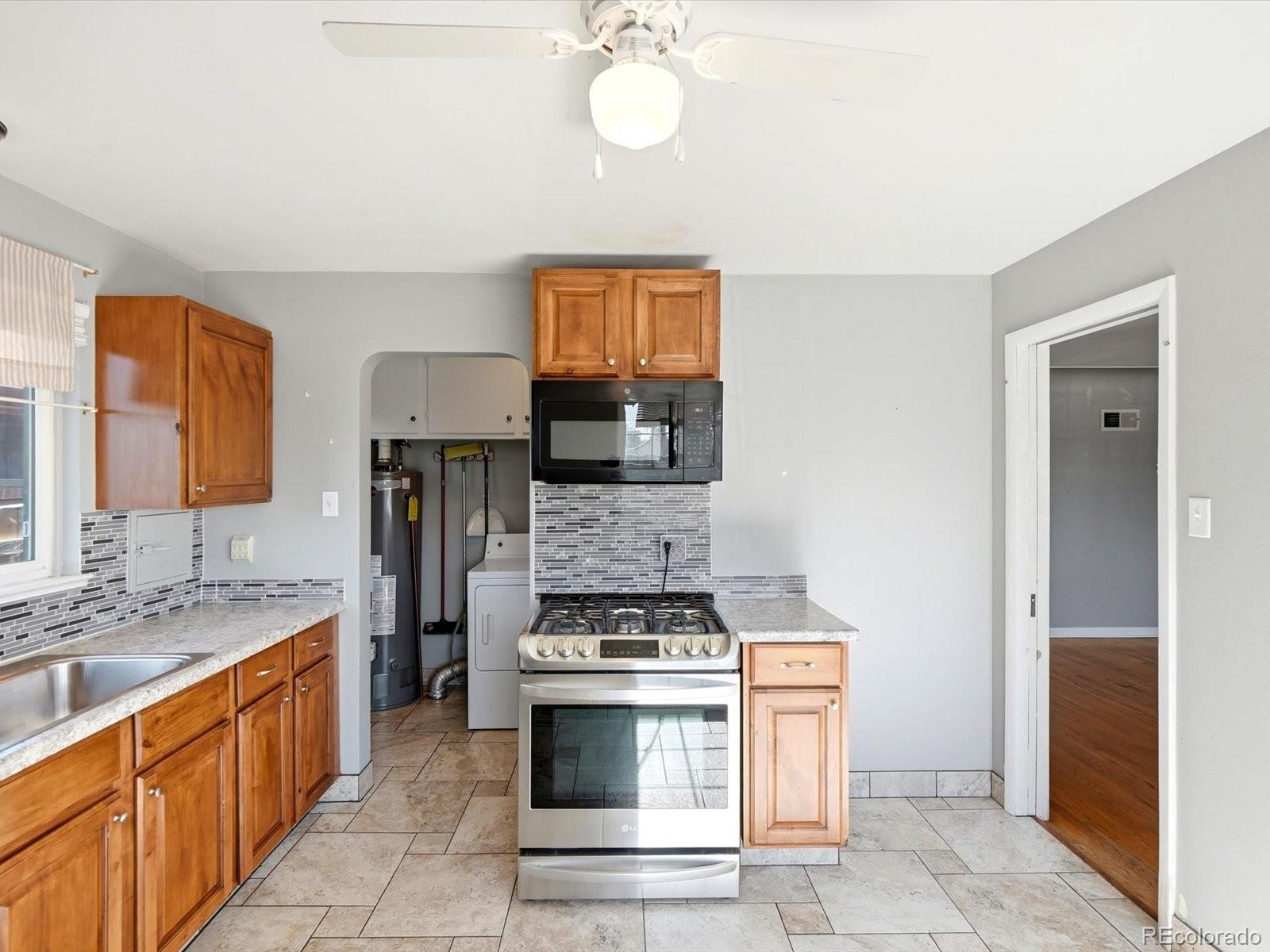 MLS Image #12 for 3651  forest street,denver, Colorado