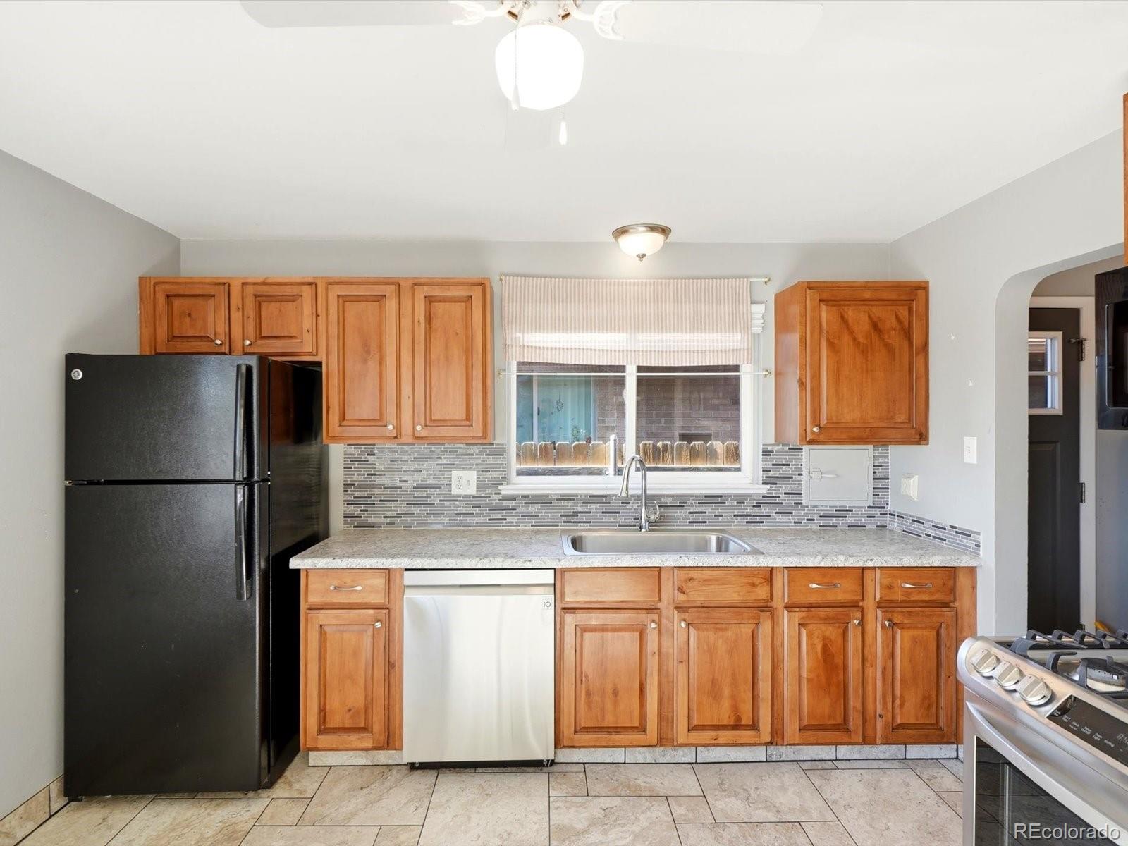 MLS Image #9 for 3651  forest street,denver, Colorado