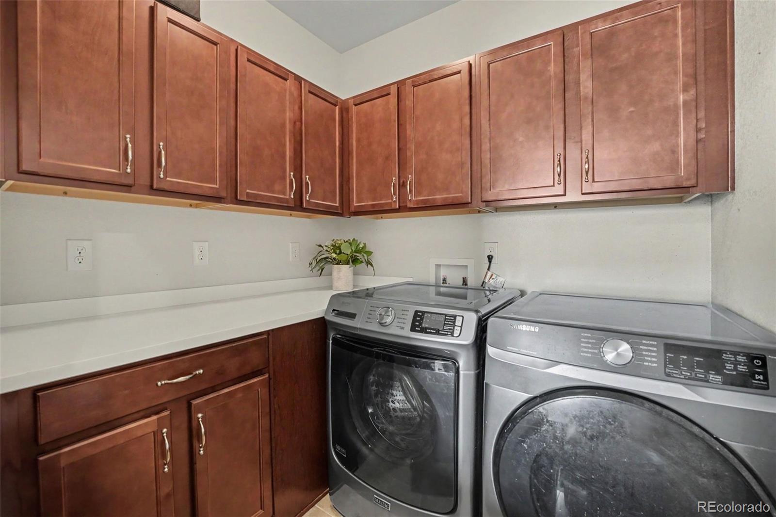 MLS Image #22 for 9045 e prairie meadow drive,denver, Colorado