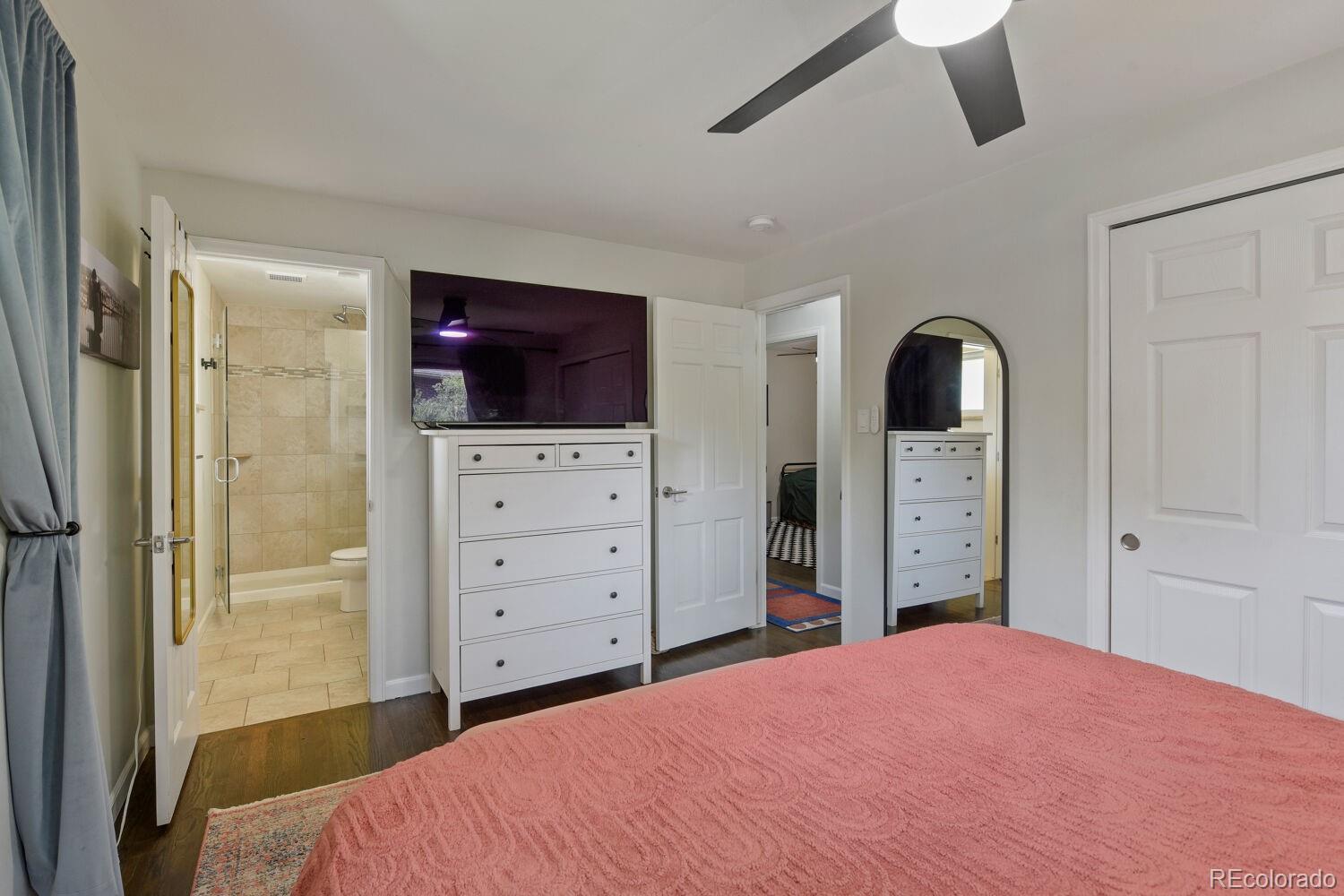 MLS Image #13 for 2555 e maplewood avenue,littleton, Colorado