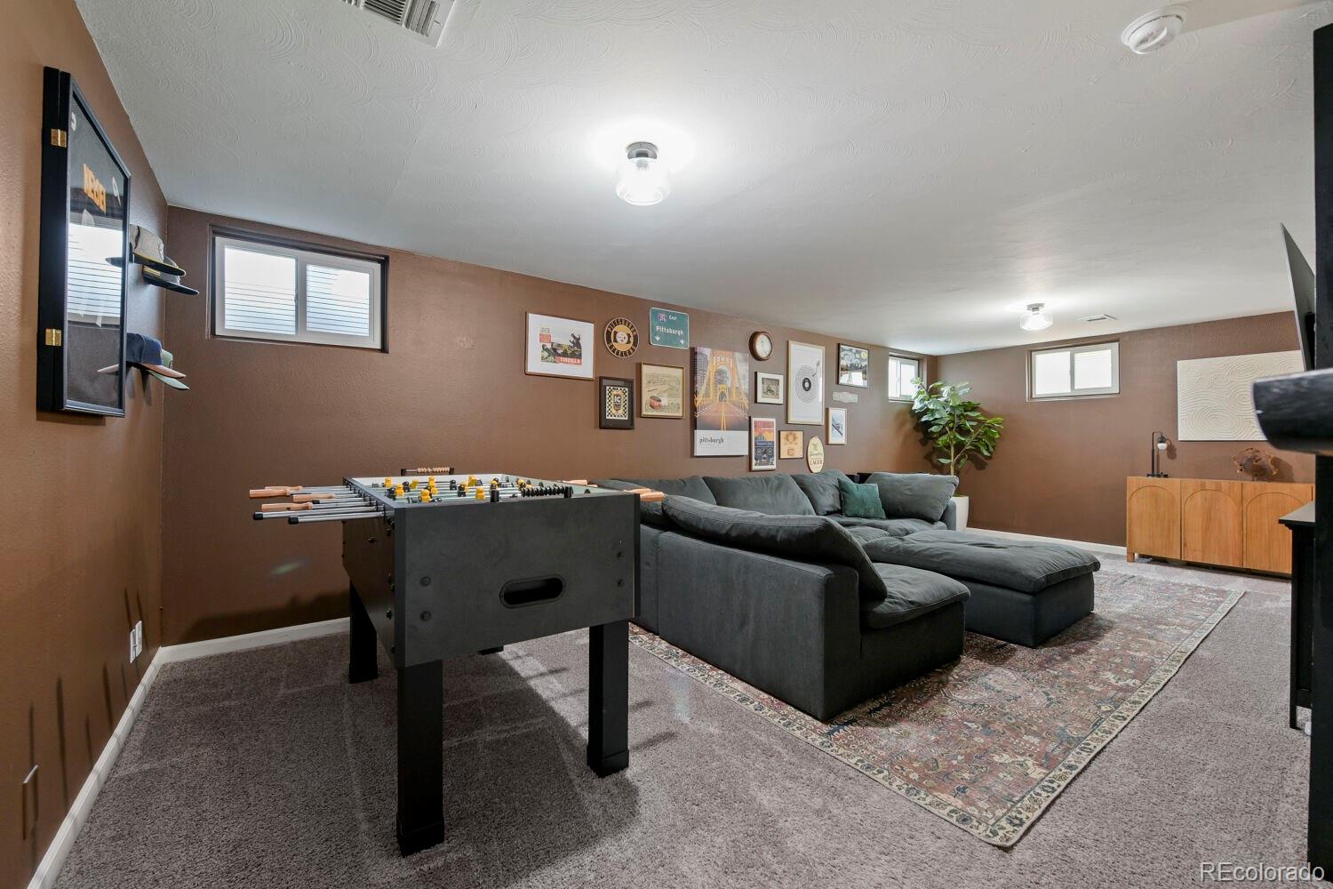 MLS Image #18 for 2555 e maplewood avenue,littleton, Colorado